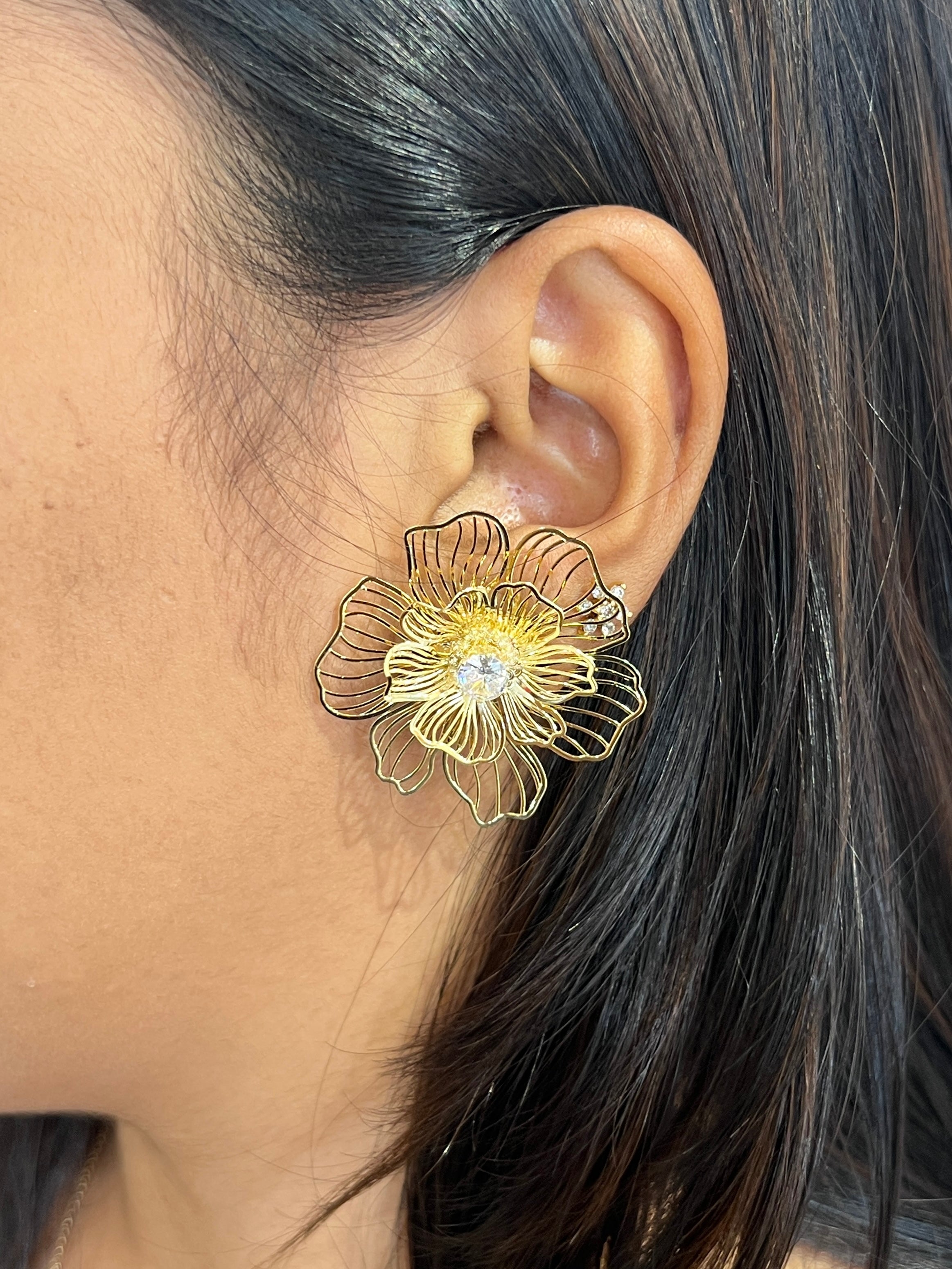 Radiant Bloom Crystal Earrings | JE169