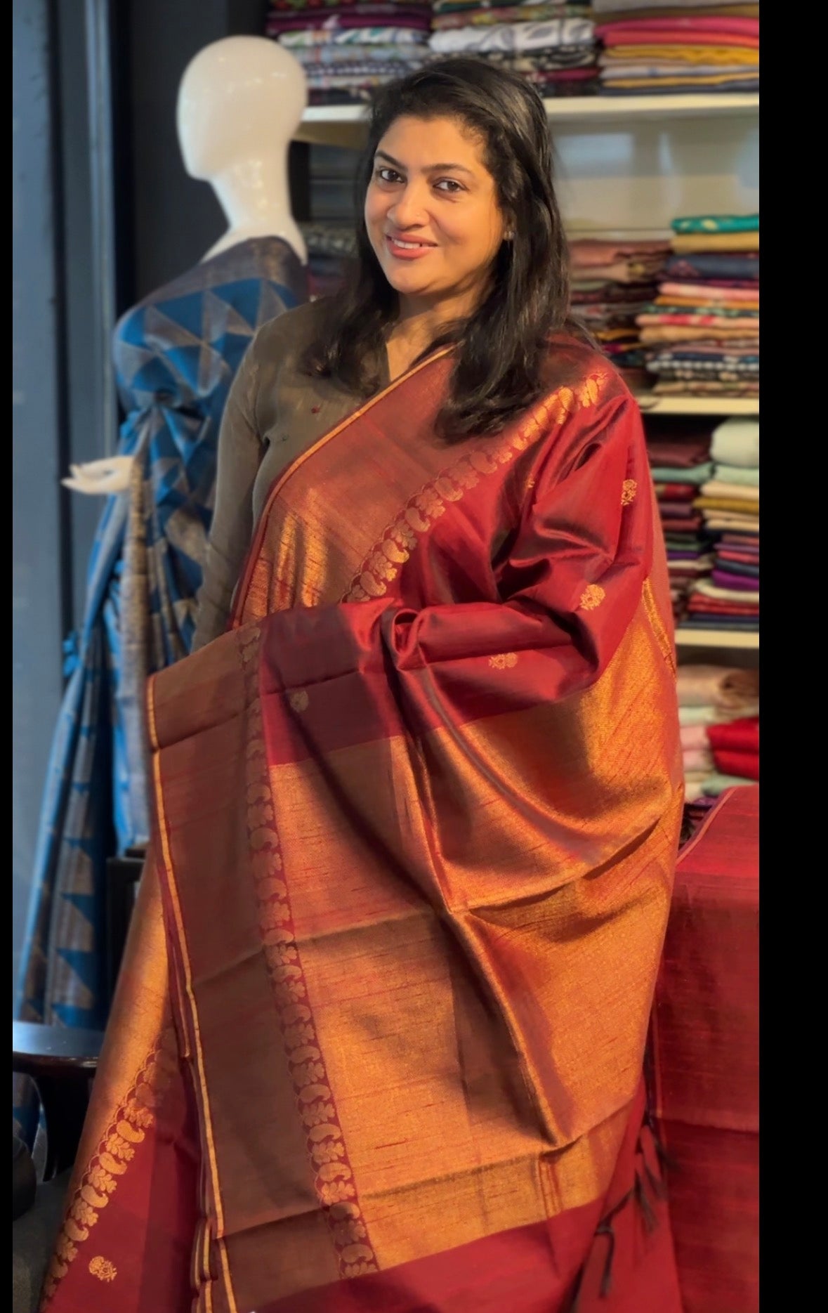 Traditional Zari Woven Handloom Raw Silk Saree | HS1366