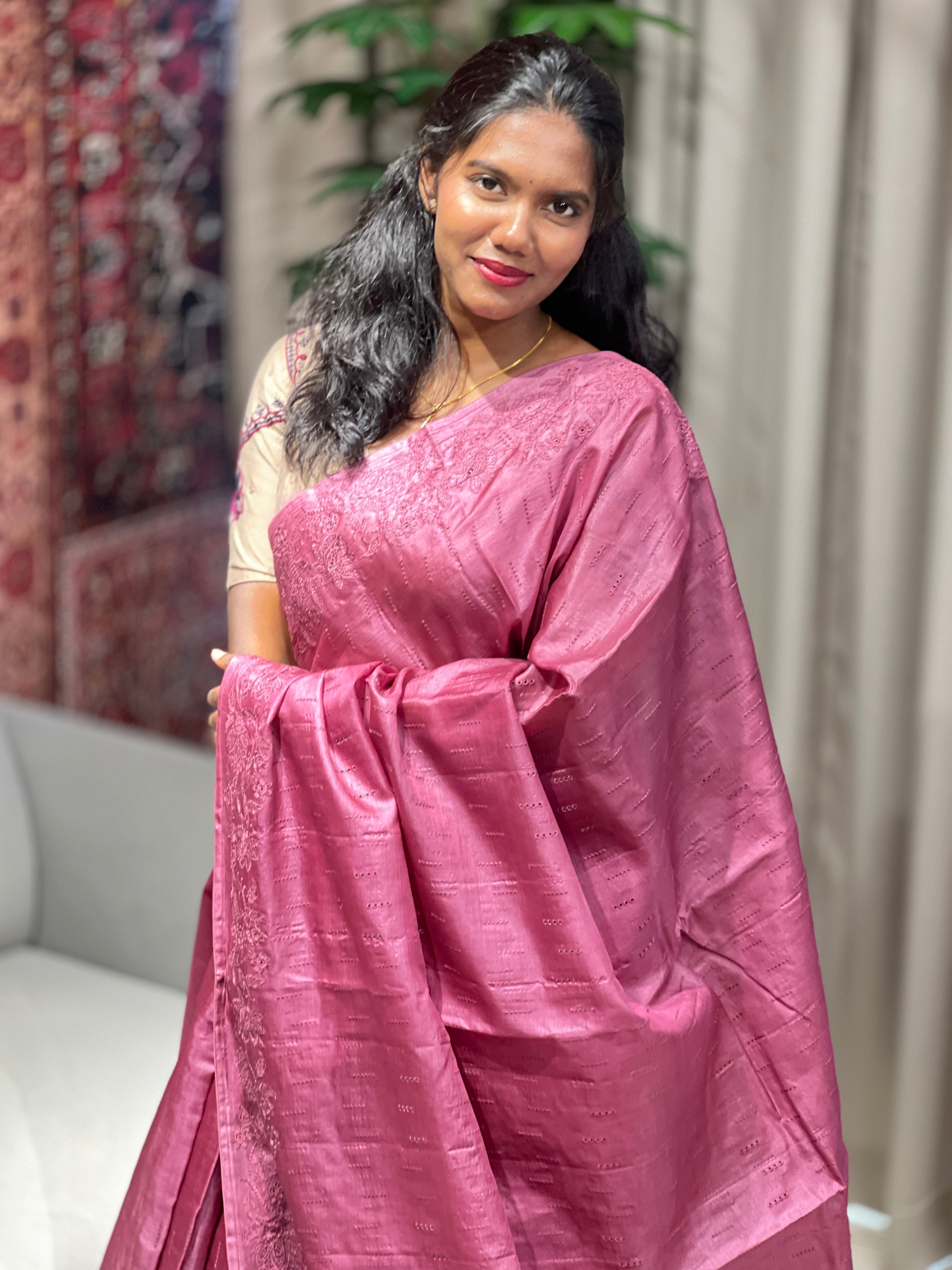 Schiffli Patterned Tussar Saree | YNG630