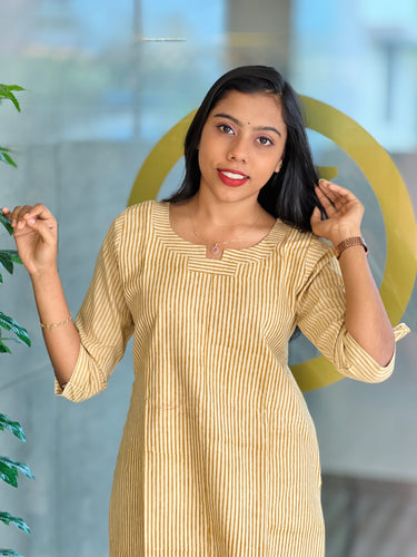 Stripe Print Detailed Cotton Kurta | RMLA107