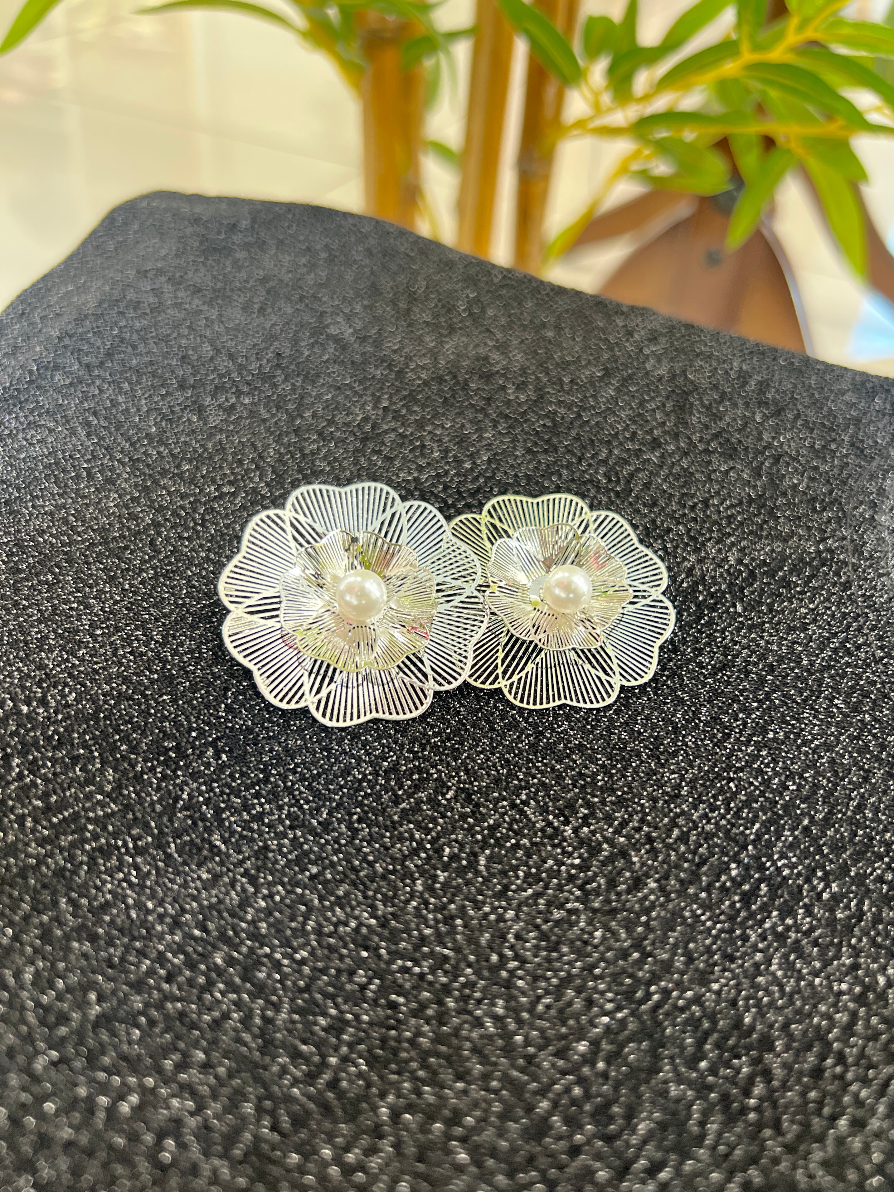 Silver Bloom Pearl Statement Earrings | JE168