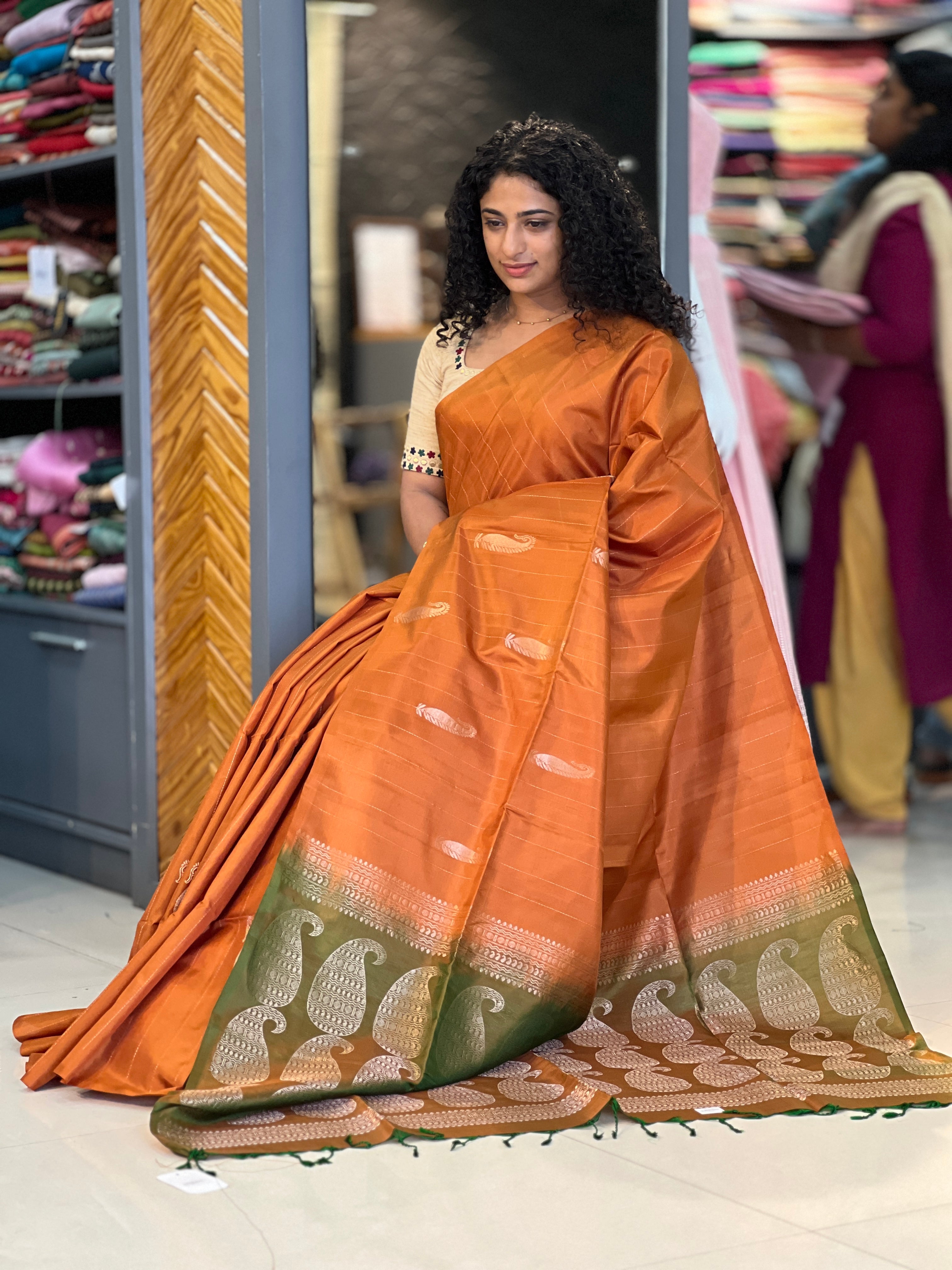 Paisley Weaving Pure Silk Saree | KTS160