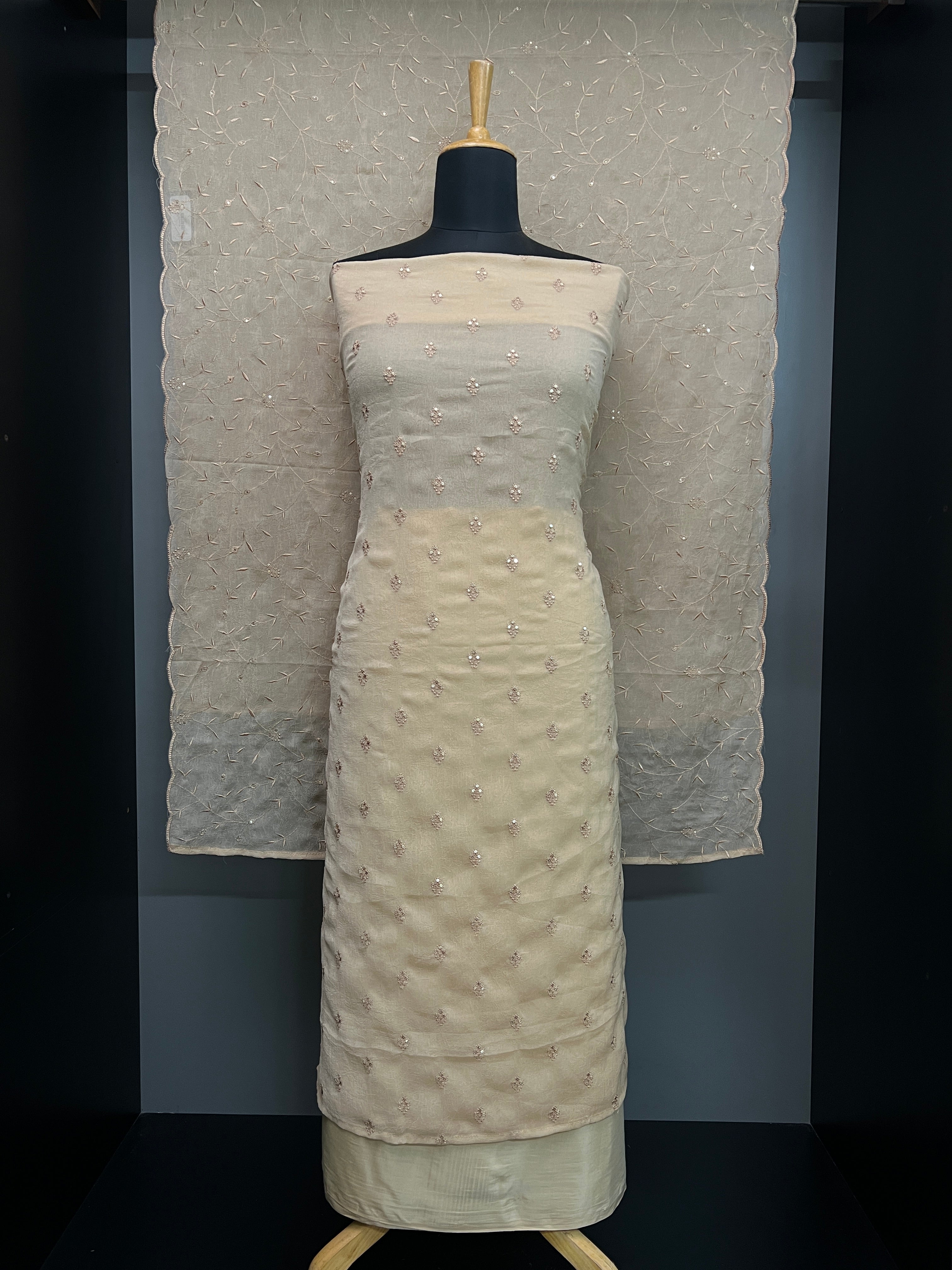 Machine Embroidered Crushed Georgette Salwar Set | SW2153