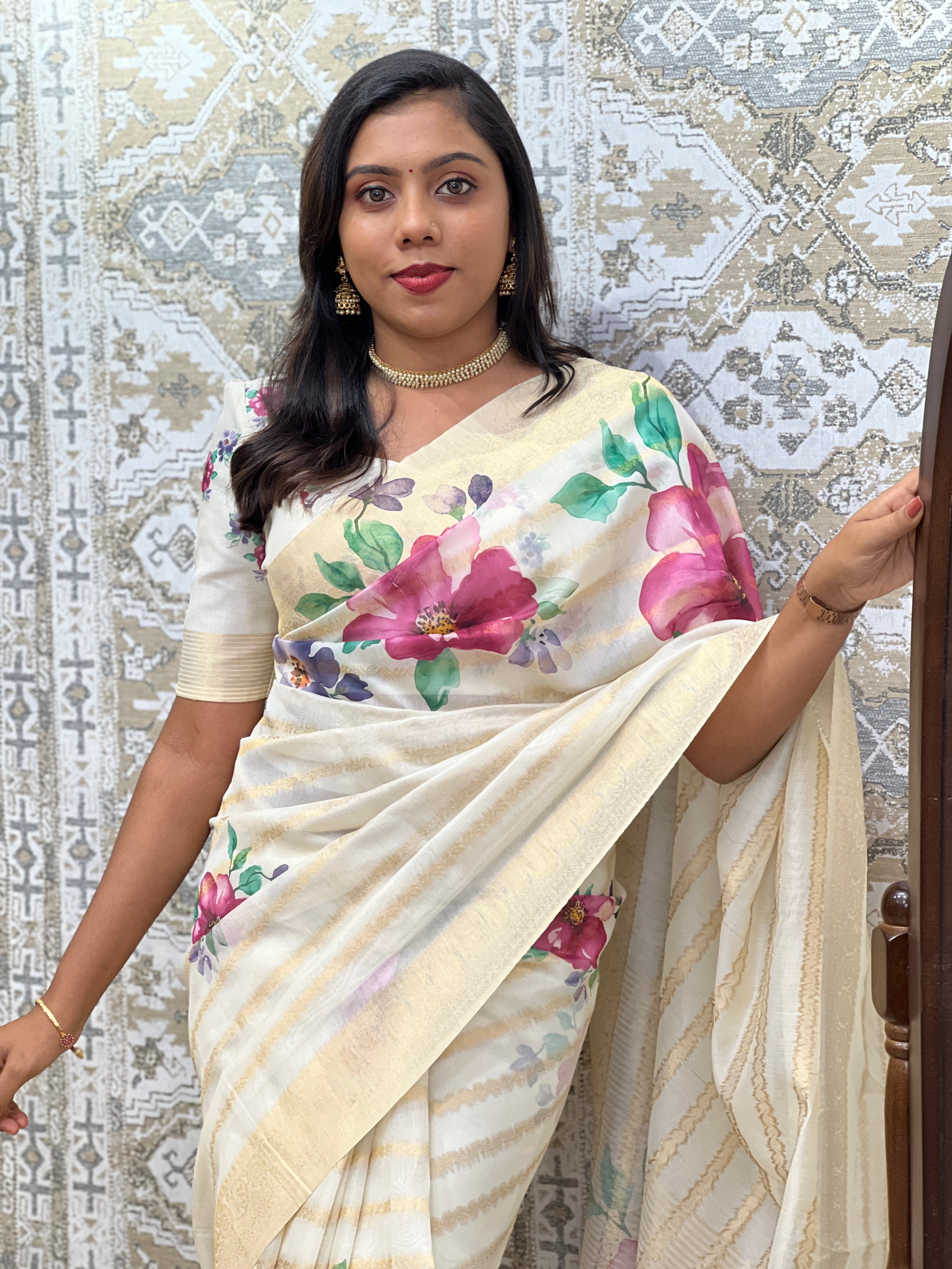 Floral Digital Printed Pattern Chanderi Finish Saree | HT490
