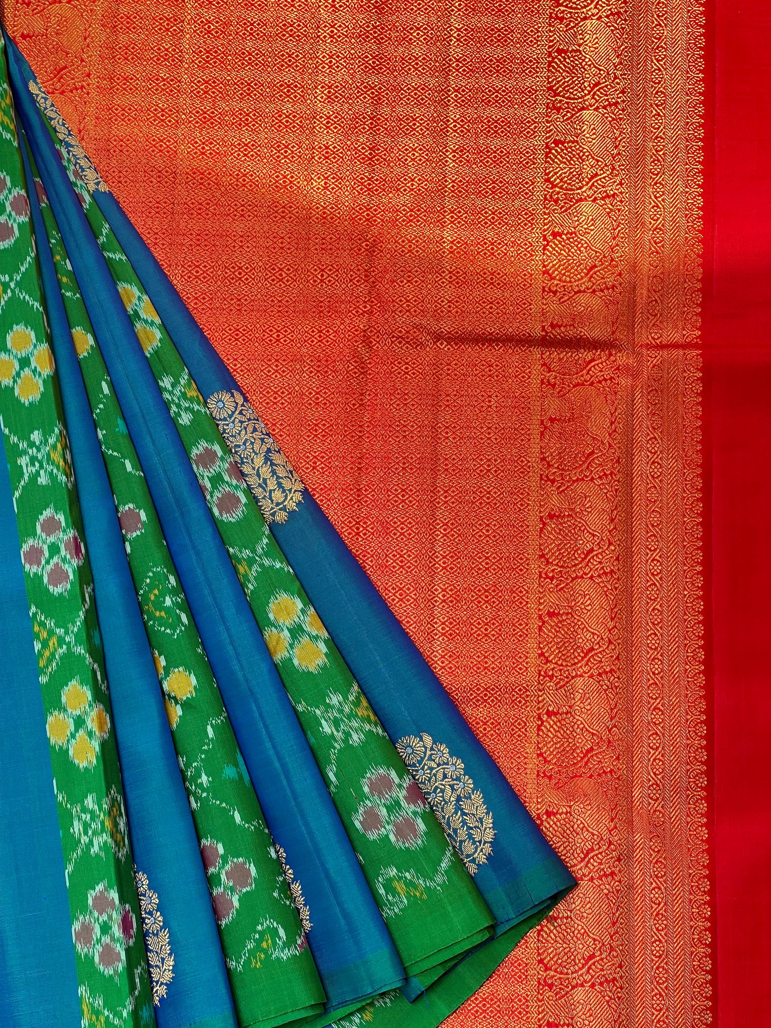 Green Colour Pochampally Double Ikkat Handloom Kanchi Style Border Ikkat  sarees