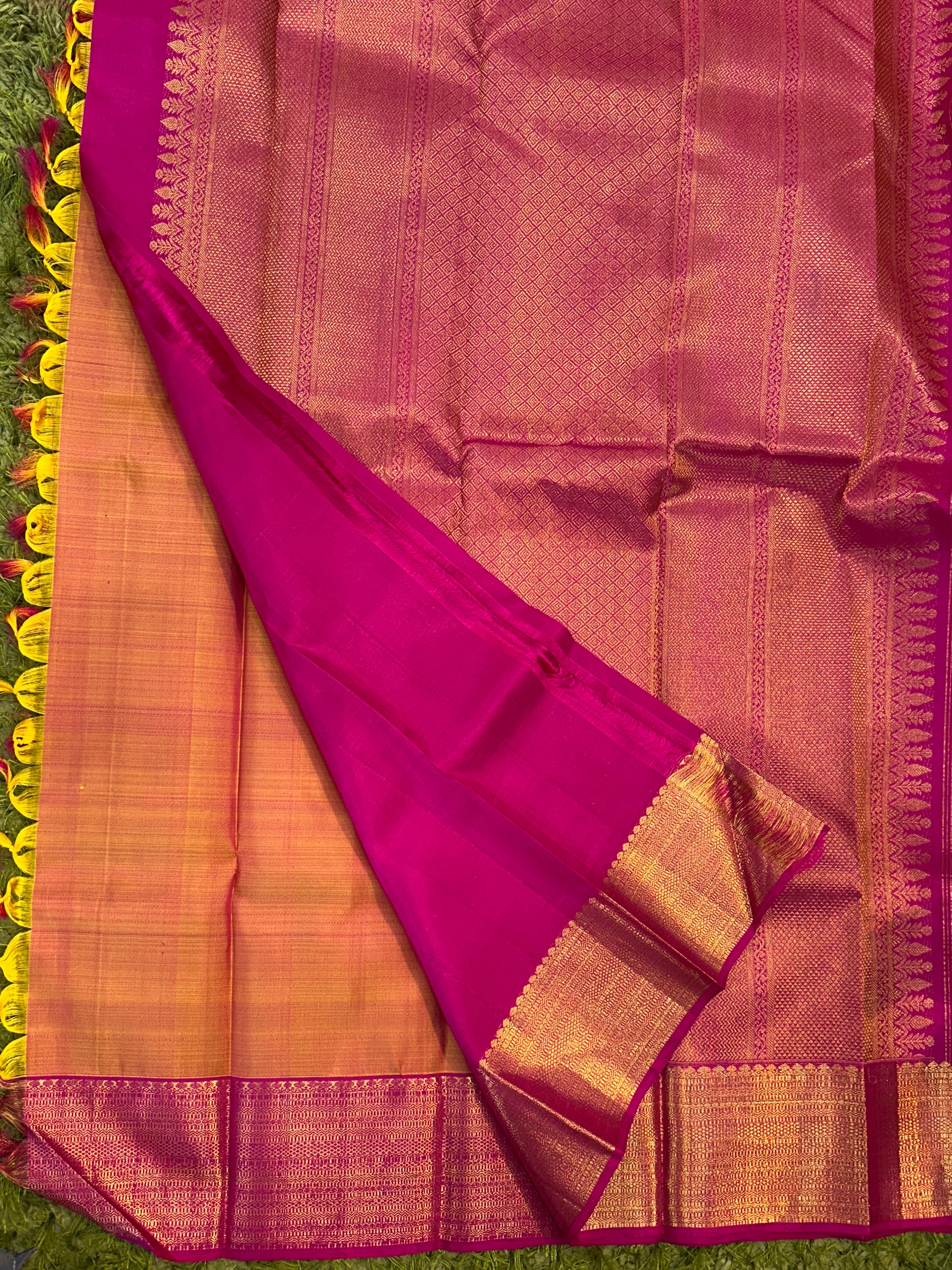 Zari Woven Butta Detailed Kanchipuram Saree | OM265