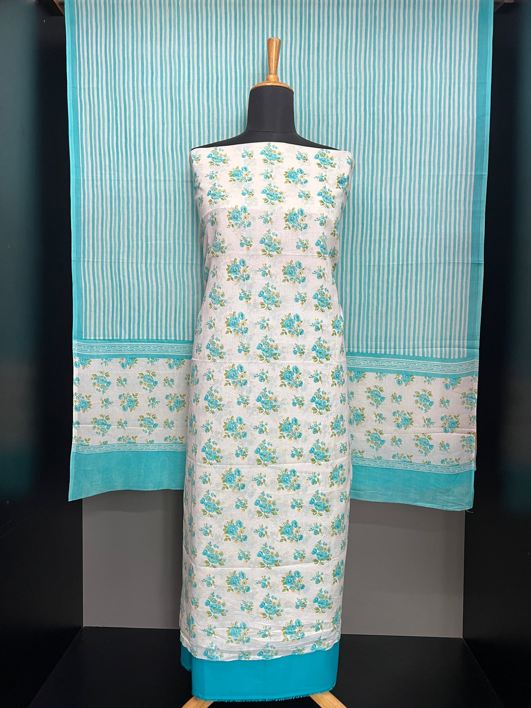 Floral Digital Print Detailed Cotton Salwar Set | HE120