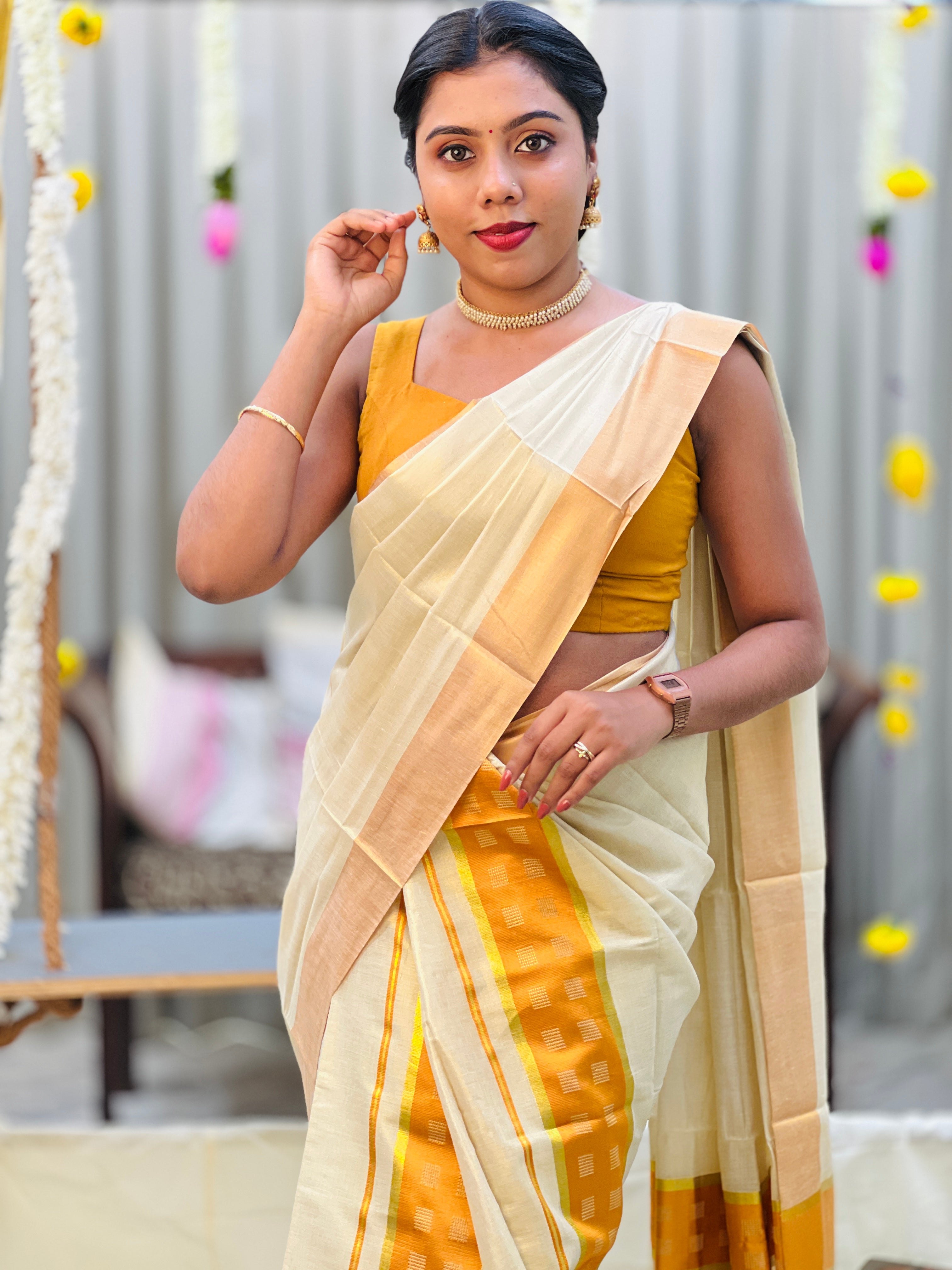 Traditional Khatam Pattern Tissue Set Mundu | GAT568