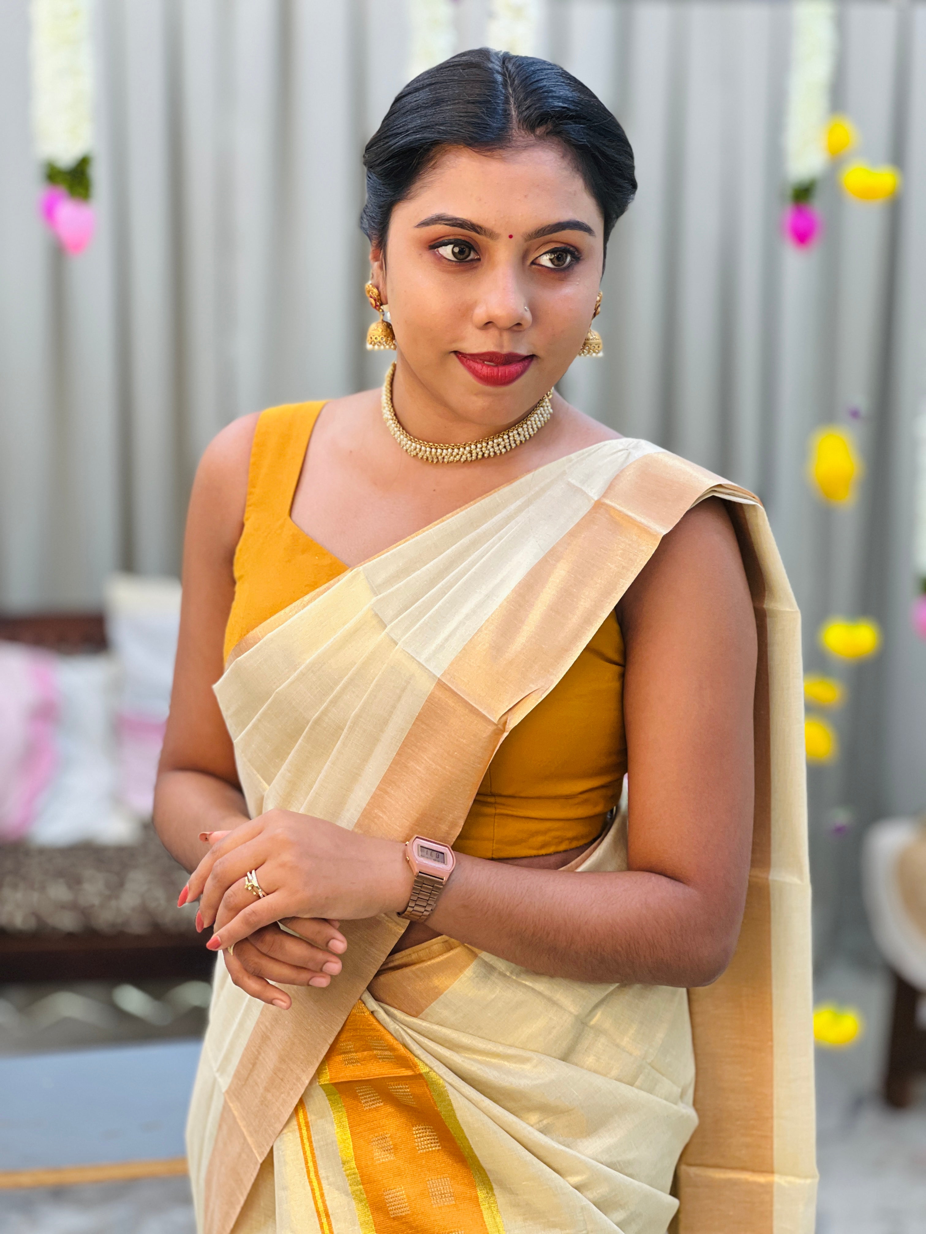 Traditional Khatam Pattern Tissue Set Mundu | GAT568