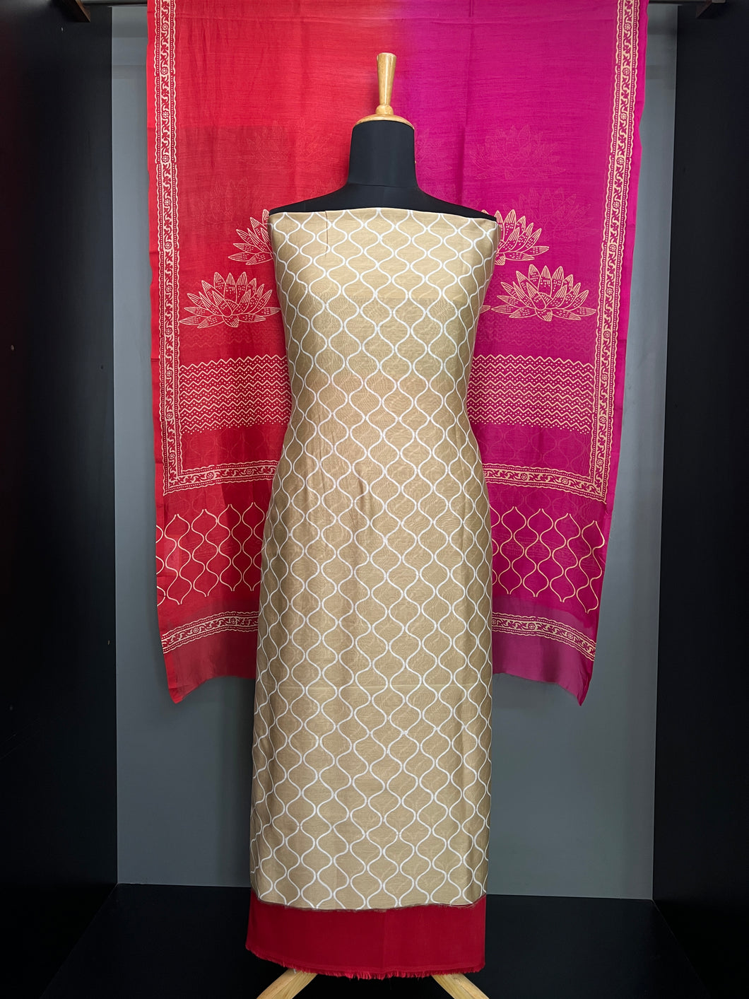Zigzag Patterned Pure Chanderi Salwar Set | HE174