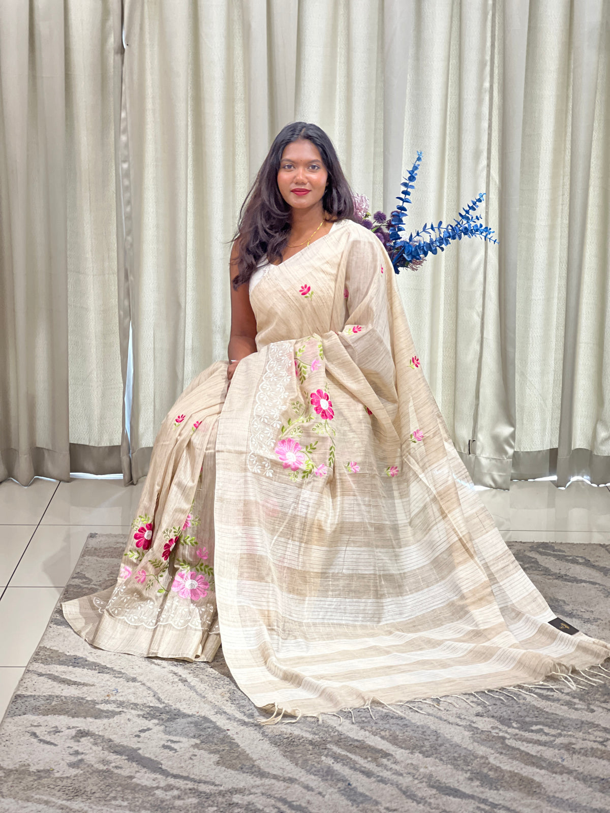 Floral Embroidered Bhagalpuri Linen Saree | NHH738