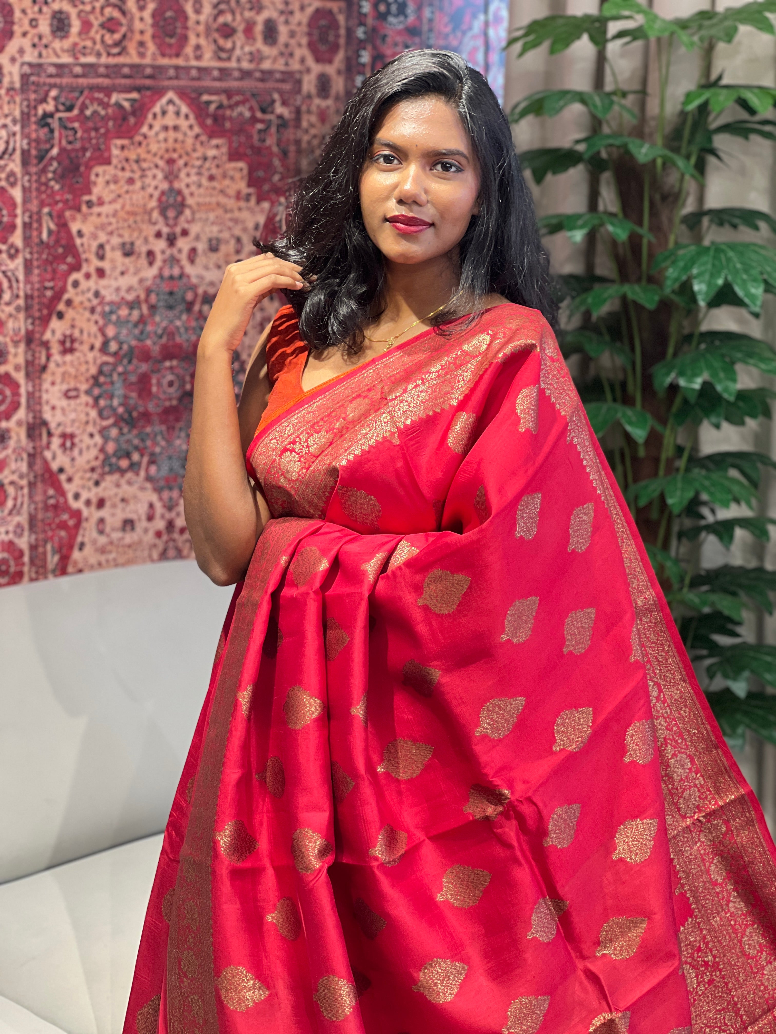Thread & Zari Woven Butta Detailed Tussar Banarasi Silk Saree | YNG636
