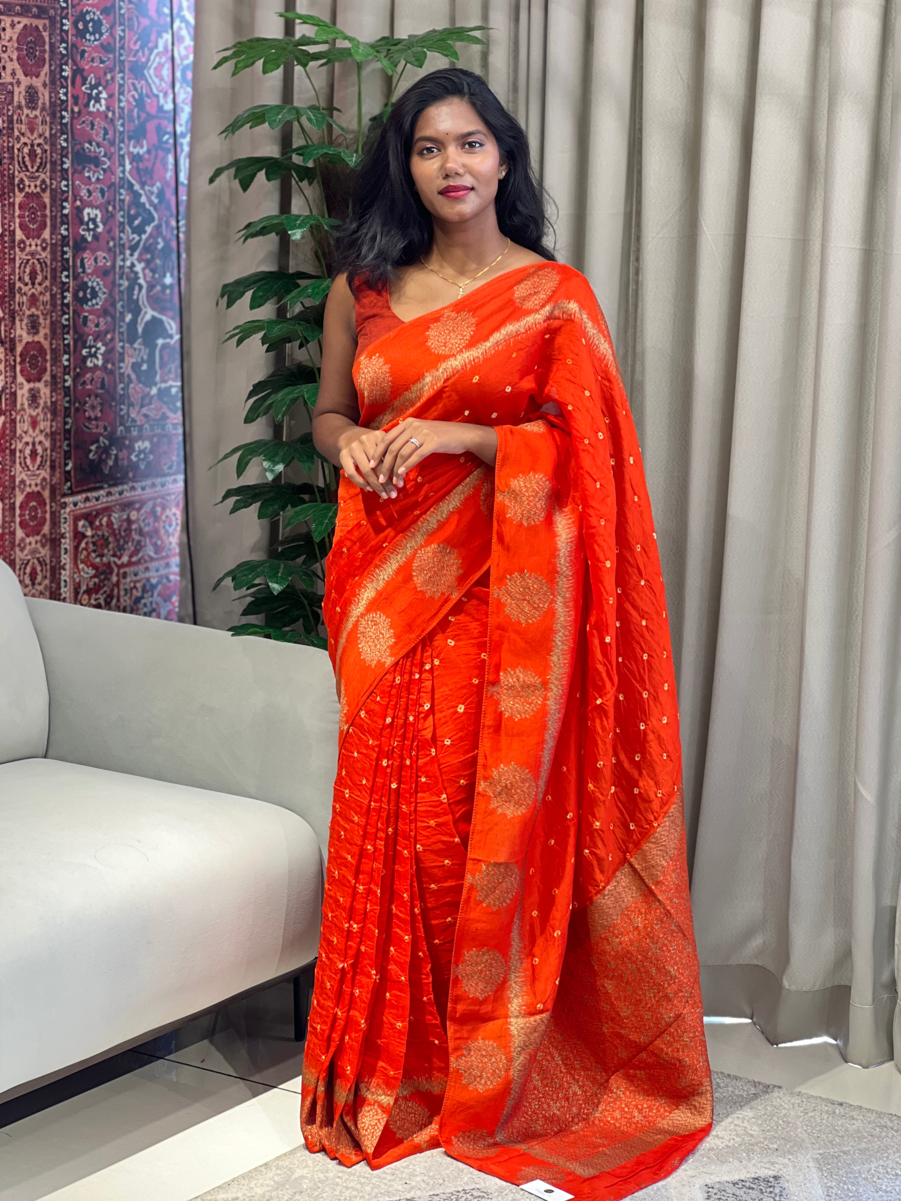 Bandhani Tie & Dye Patterned Banarasi Silk Saree | YNG654