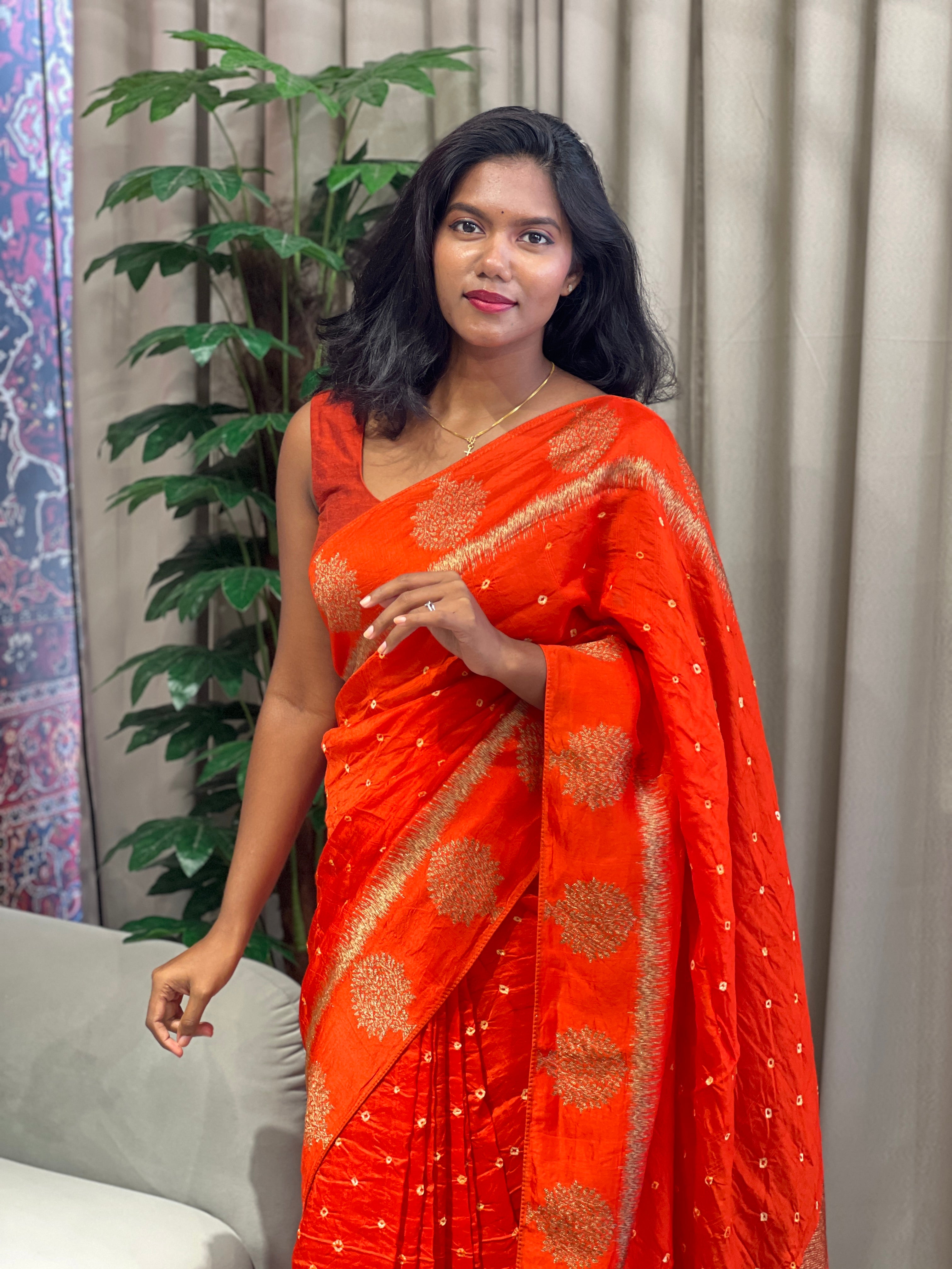 Bandhani Tie & Dye Patterned Banarasi Silk Saree | YNG654