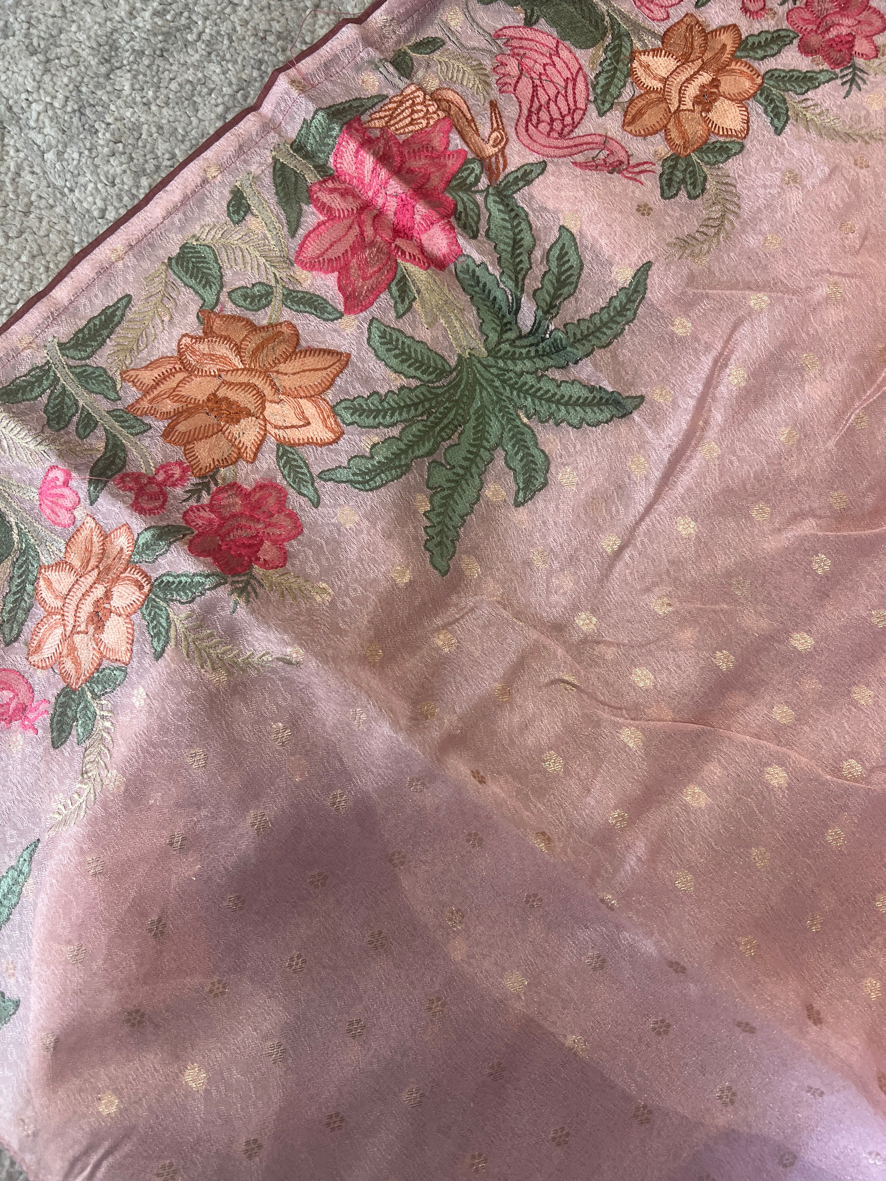 Banarasi Weaving Pattern Shimmer Organza Saree | SUN182