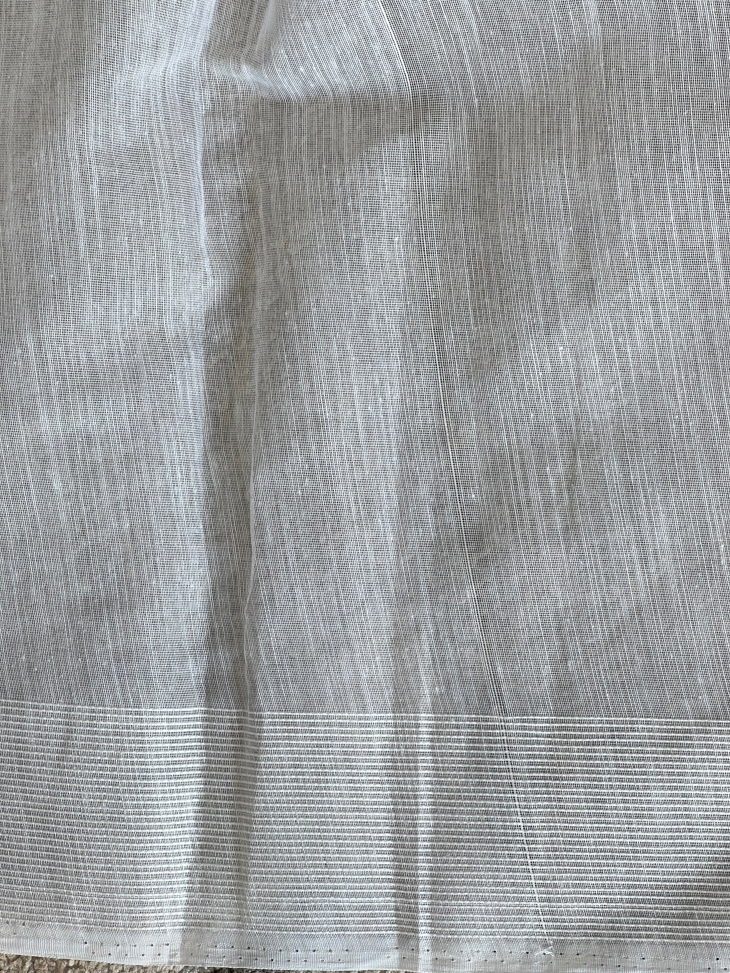 Embroidery Detailed Cotton Saree | VDA150