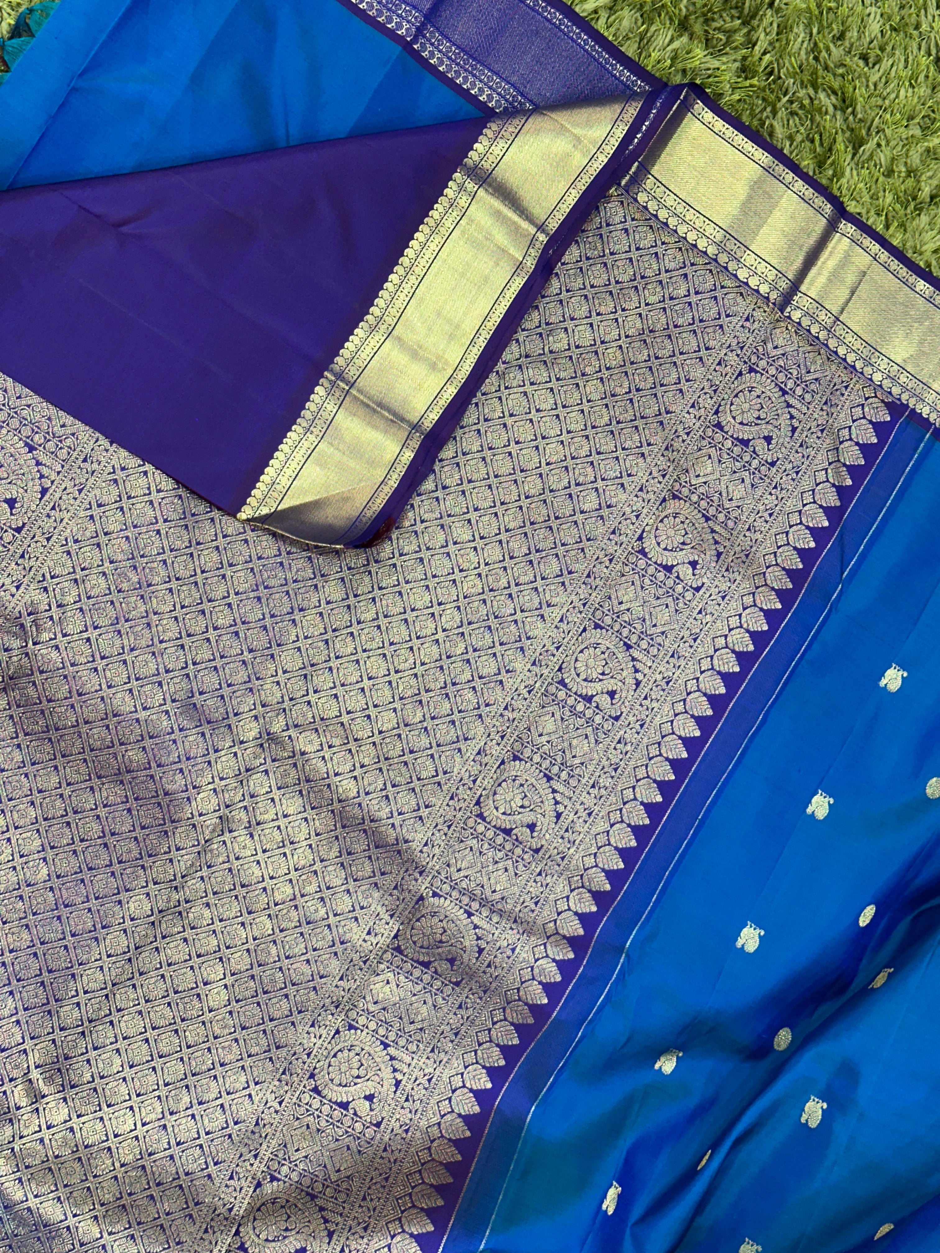 Traditional Butta Woven Handloom Kanchipuram Saree | OM264