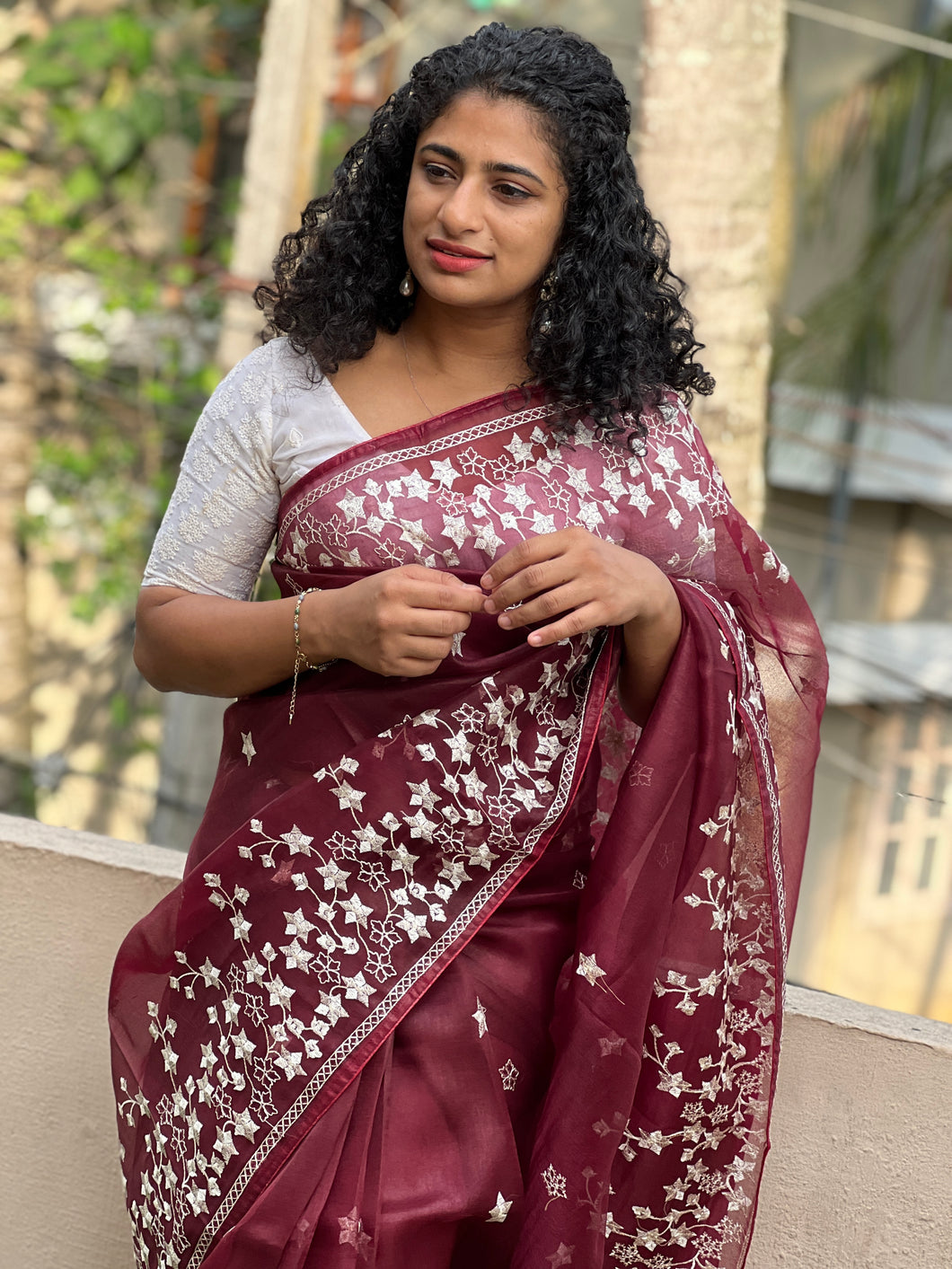 Floral Star Embroidery Design  Organza Saree | SK280