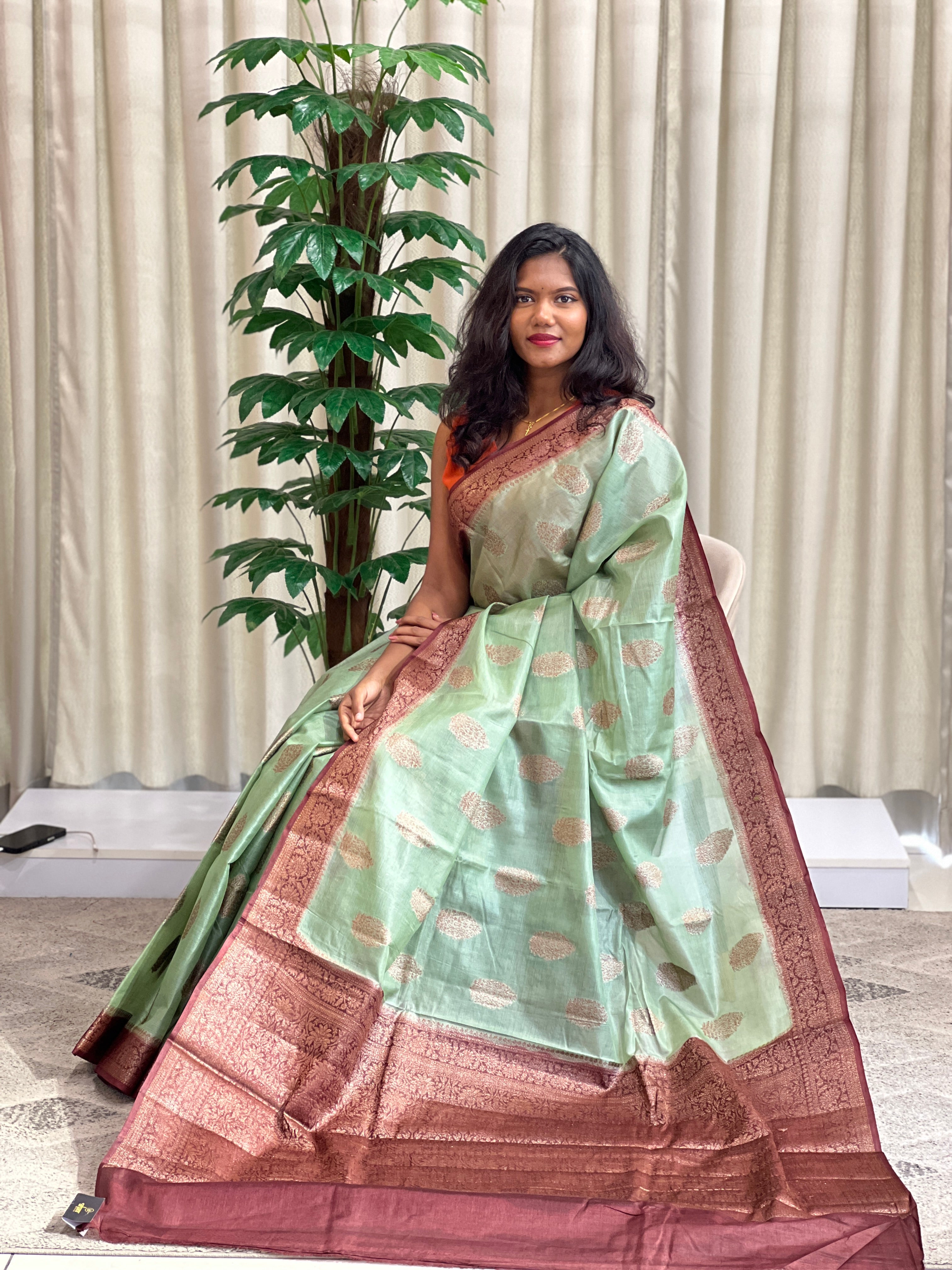 Buta Woven Pattern Banarasi Tussar Saree | ZSS135