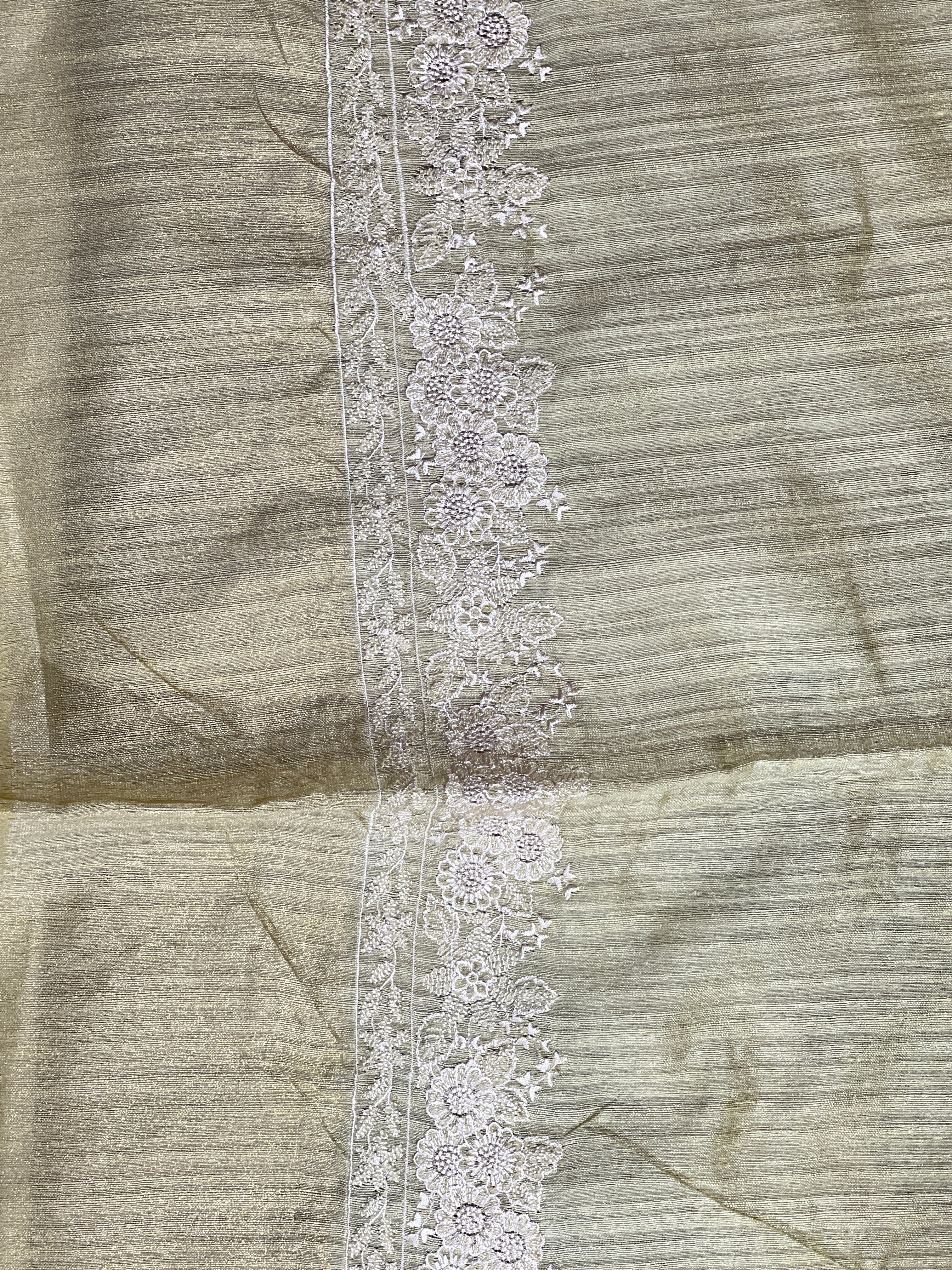 Floral Embroidered Geecha Tussar Finish Saree | BLD1140