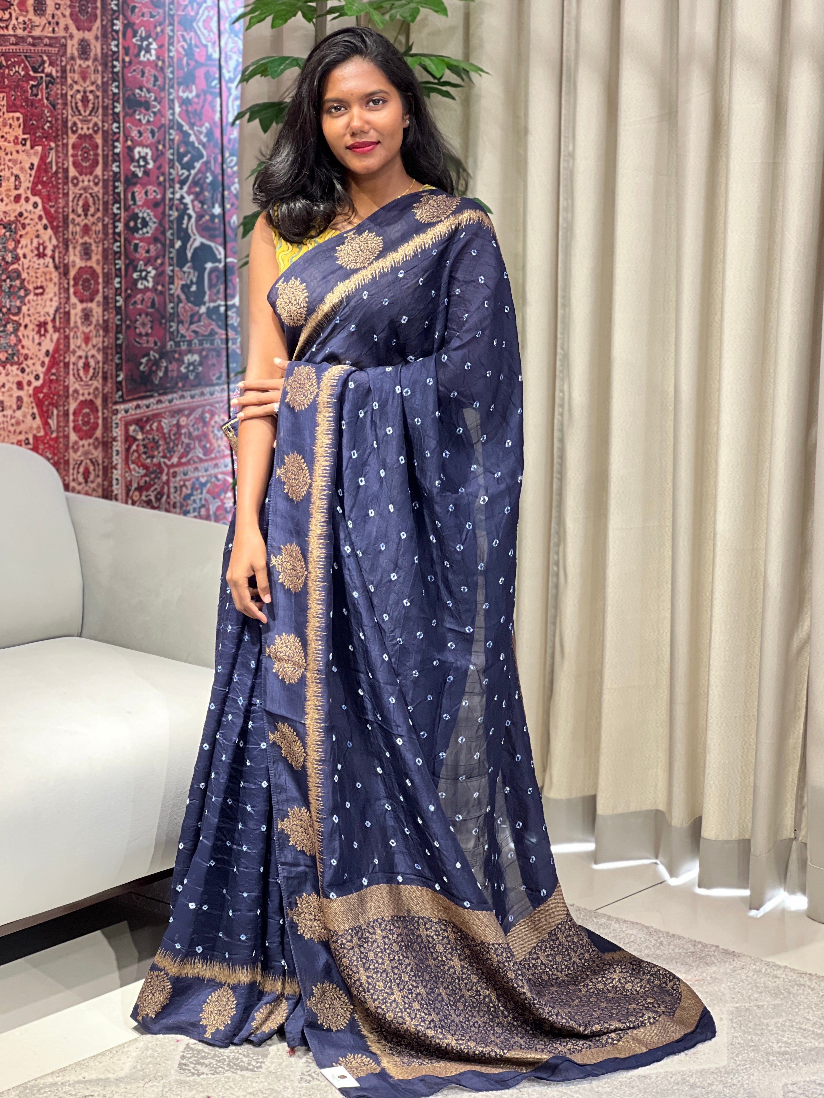 Bandhani Tie & Dye Patterned Banarasi Silk Saree | YNG657