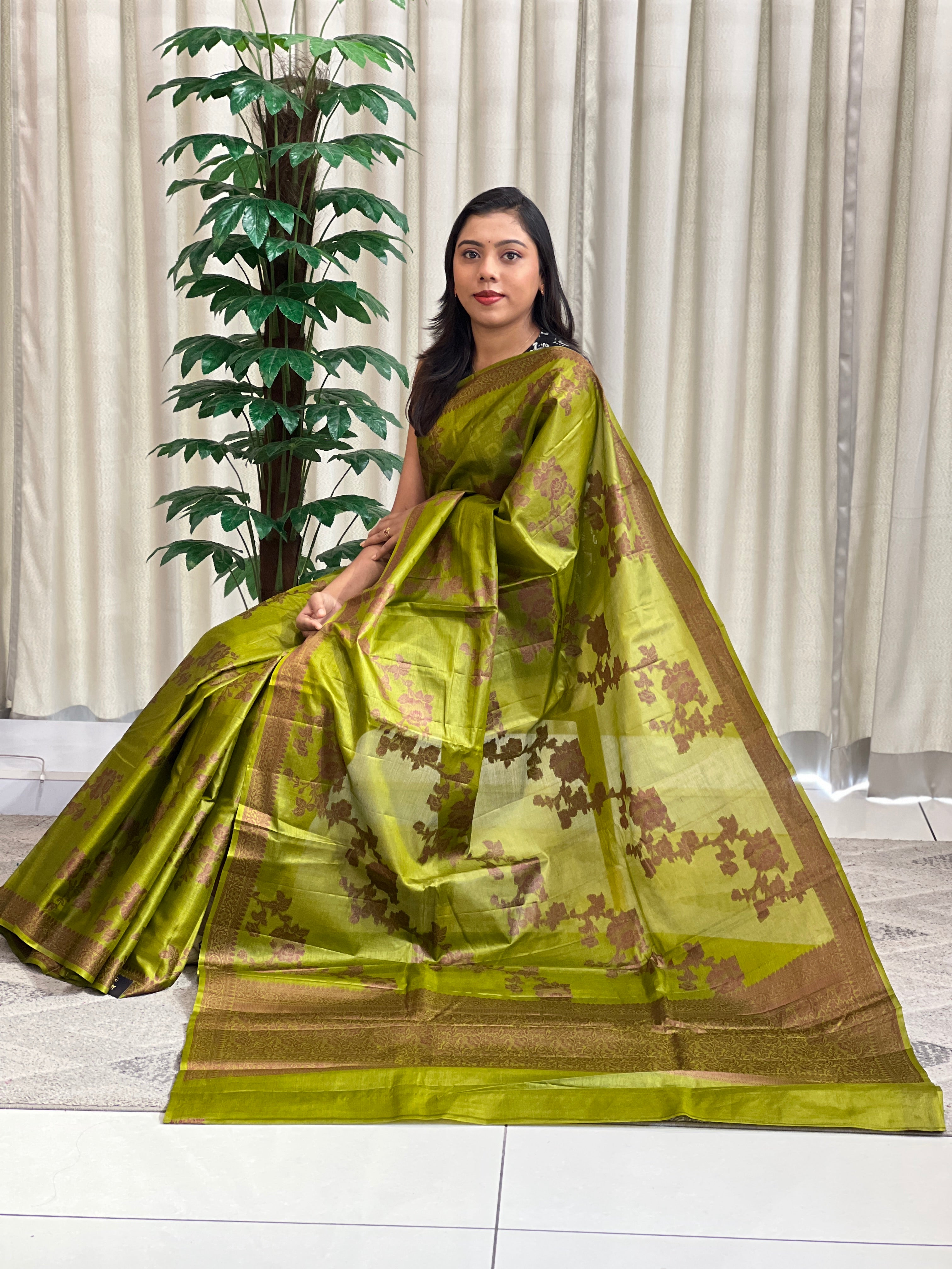 Floral Pattern Tussar Saree | GA114