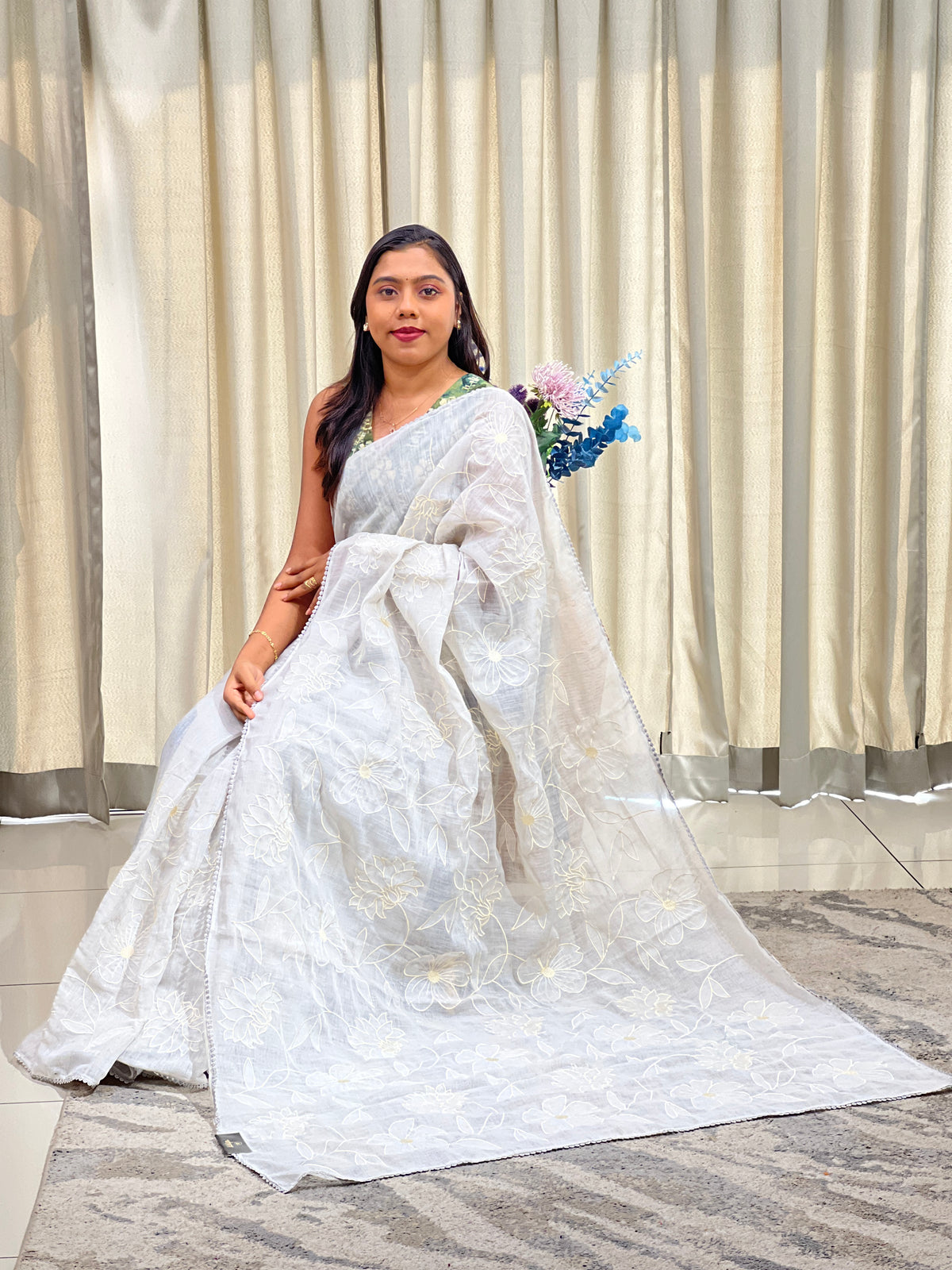 Applique Floral Pattern Linen Saree | RP904
