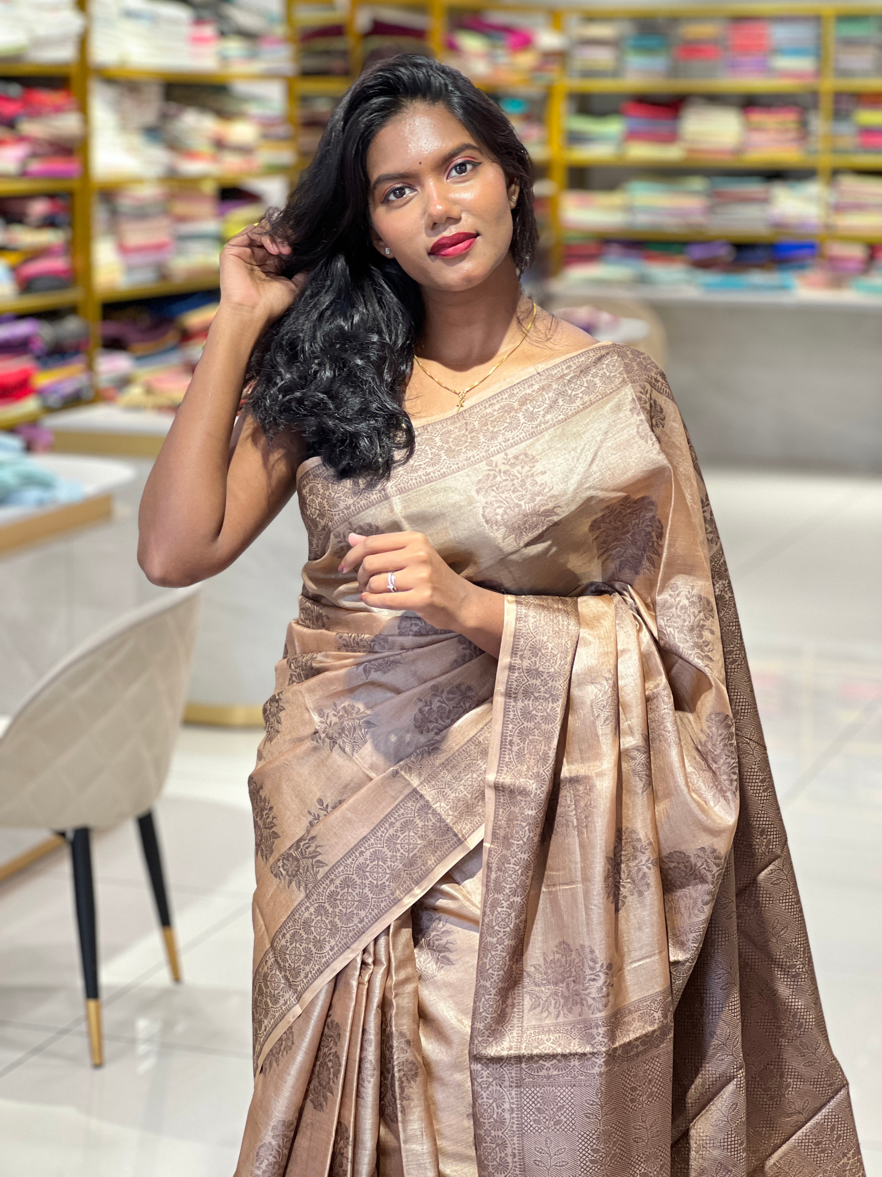 Floral Thread Woven Tussar Saree | YNG679