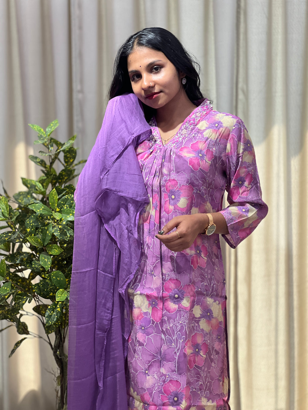 Floral Design Muslin Finish Kurta Set | PIR139