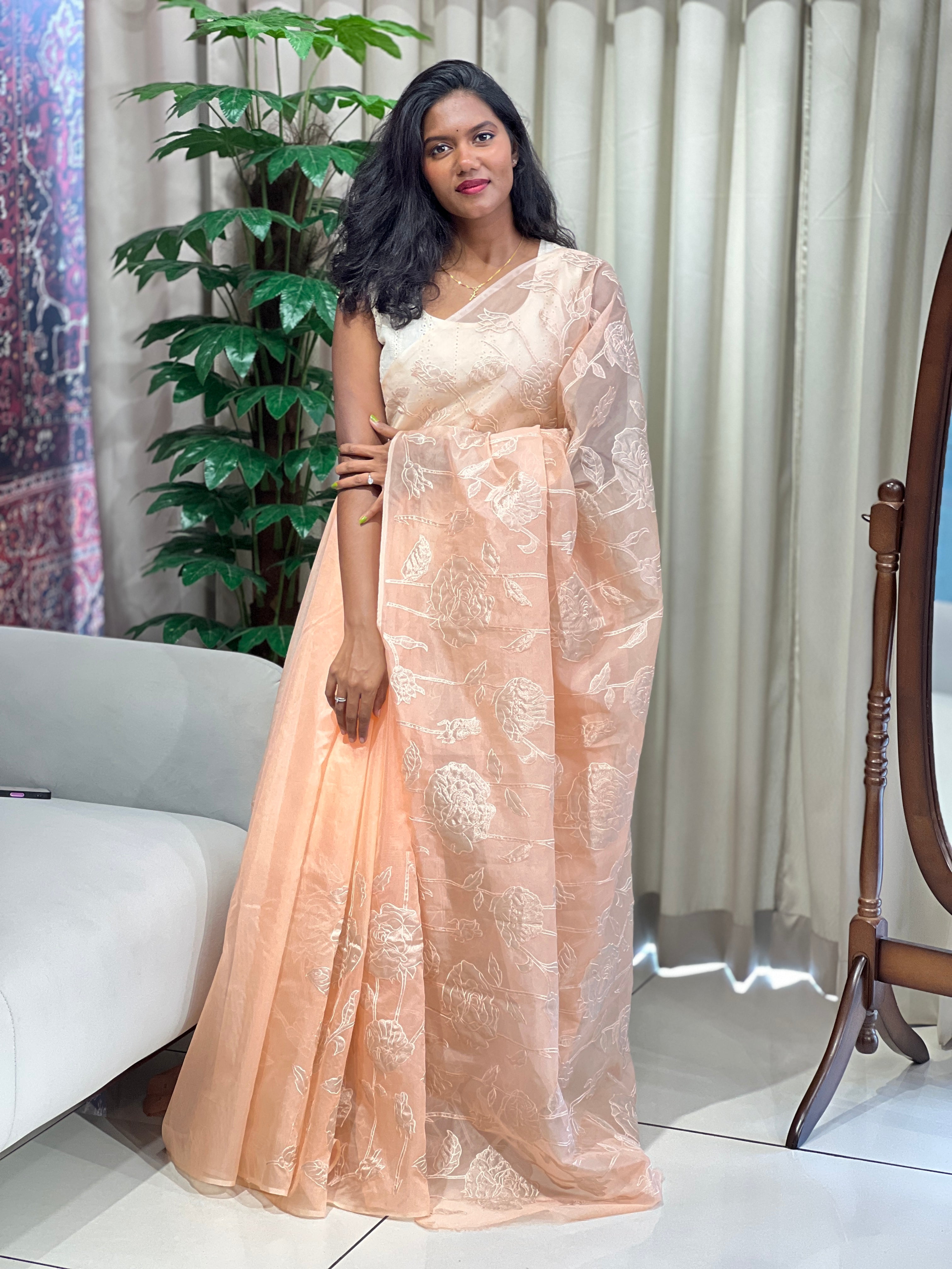 Floral Applique Detailed Organza Saree | MM361