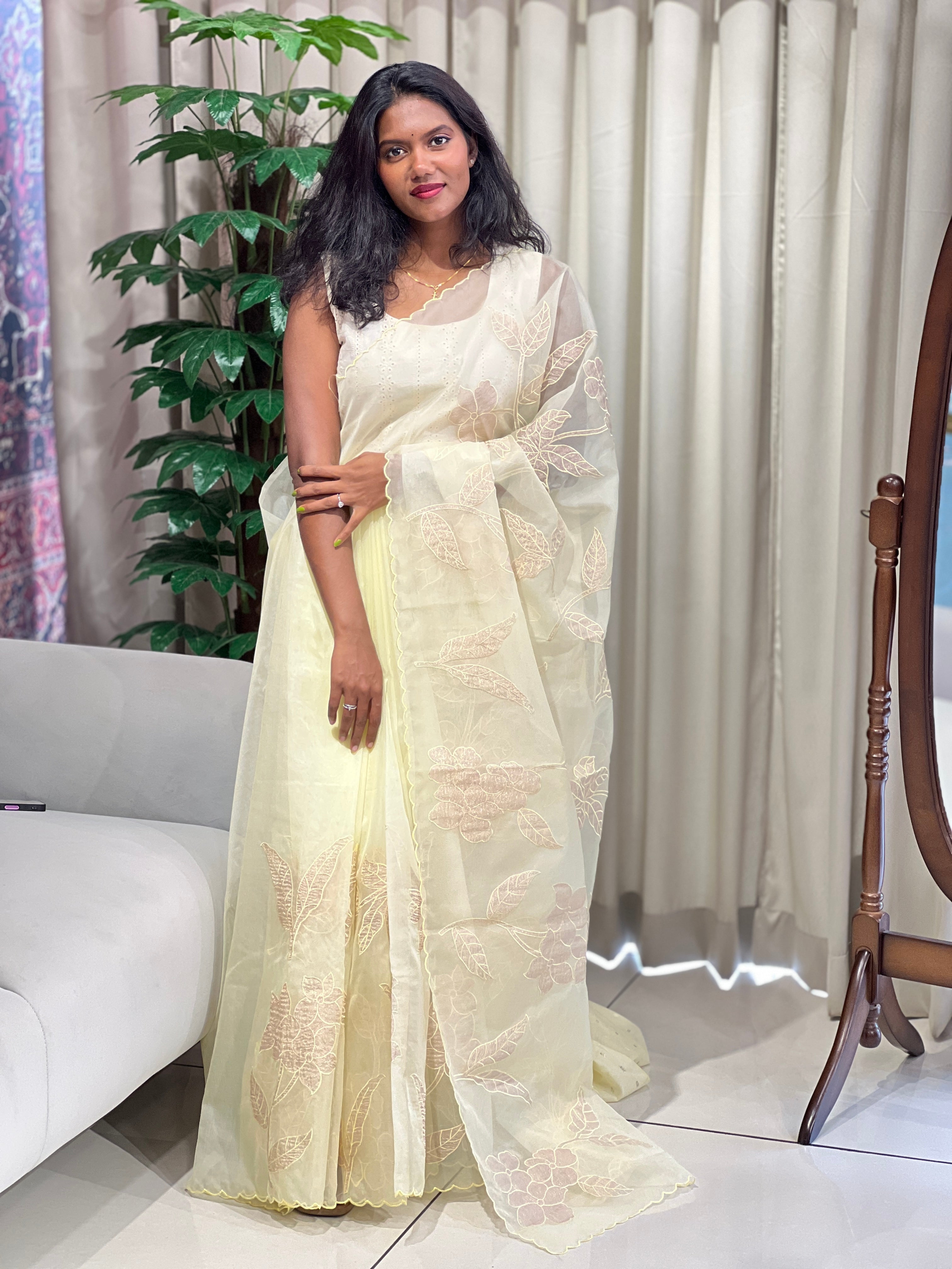 Floral Applique Tissue Organza Saree | MM334