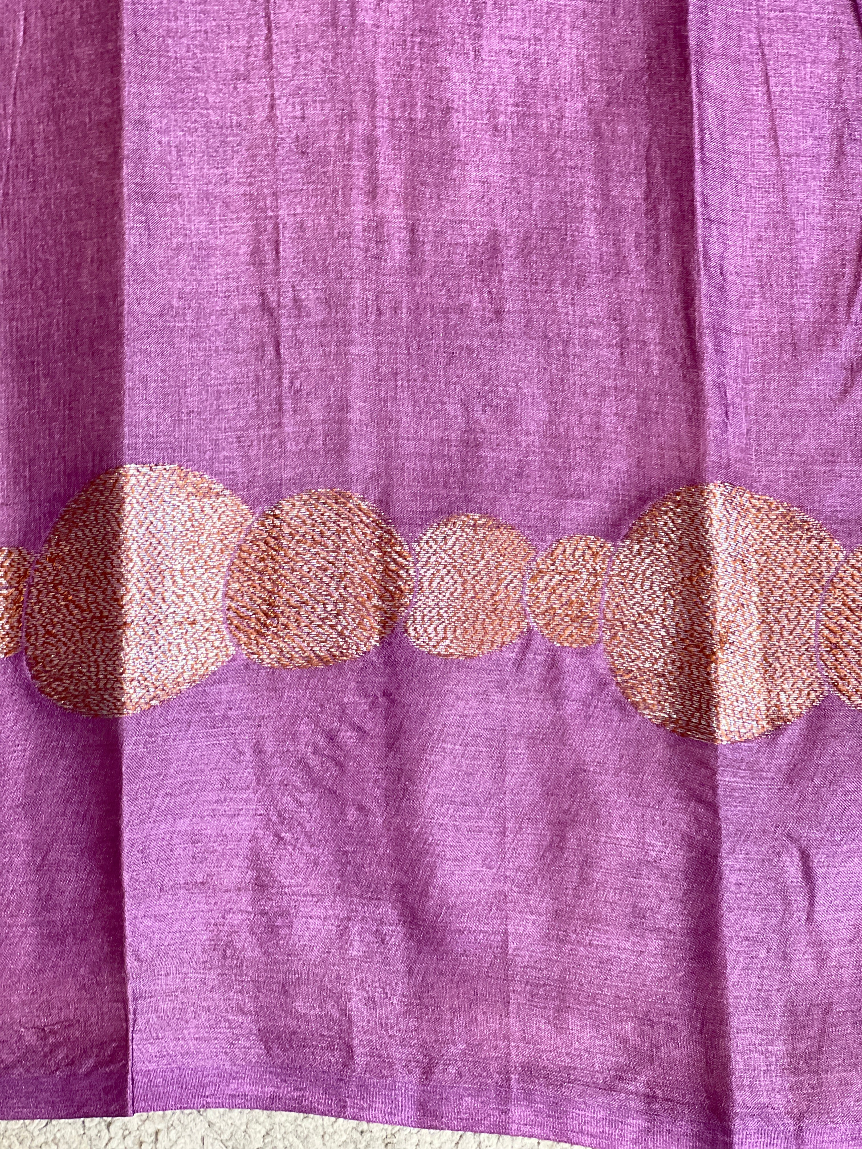 Buta Woven Pattern Tussar Saree | GA115