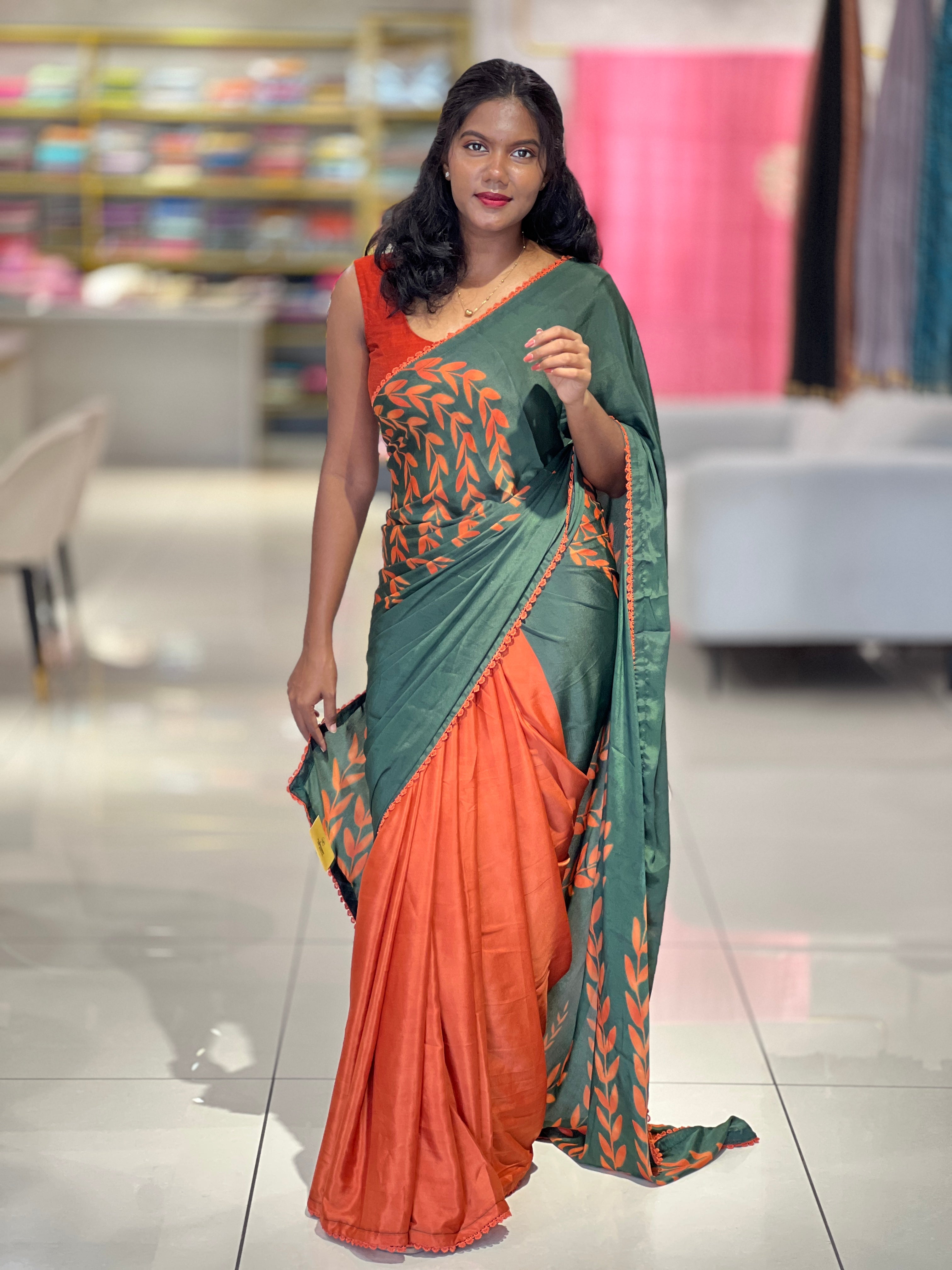 Jaal Placement Print Detailed Crepe Silk Saree | HT231