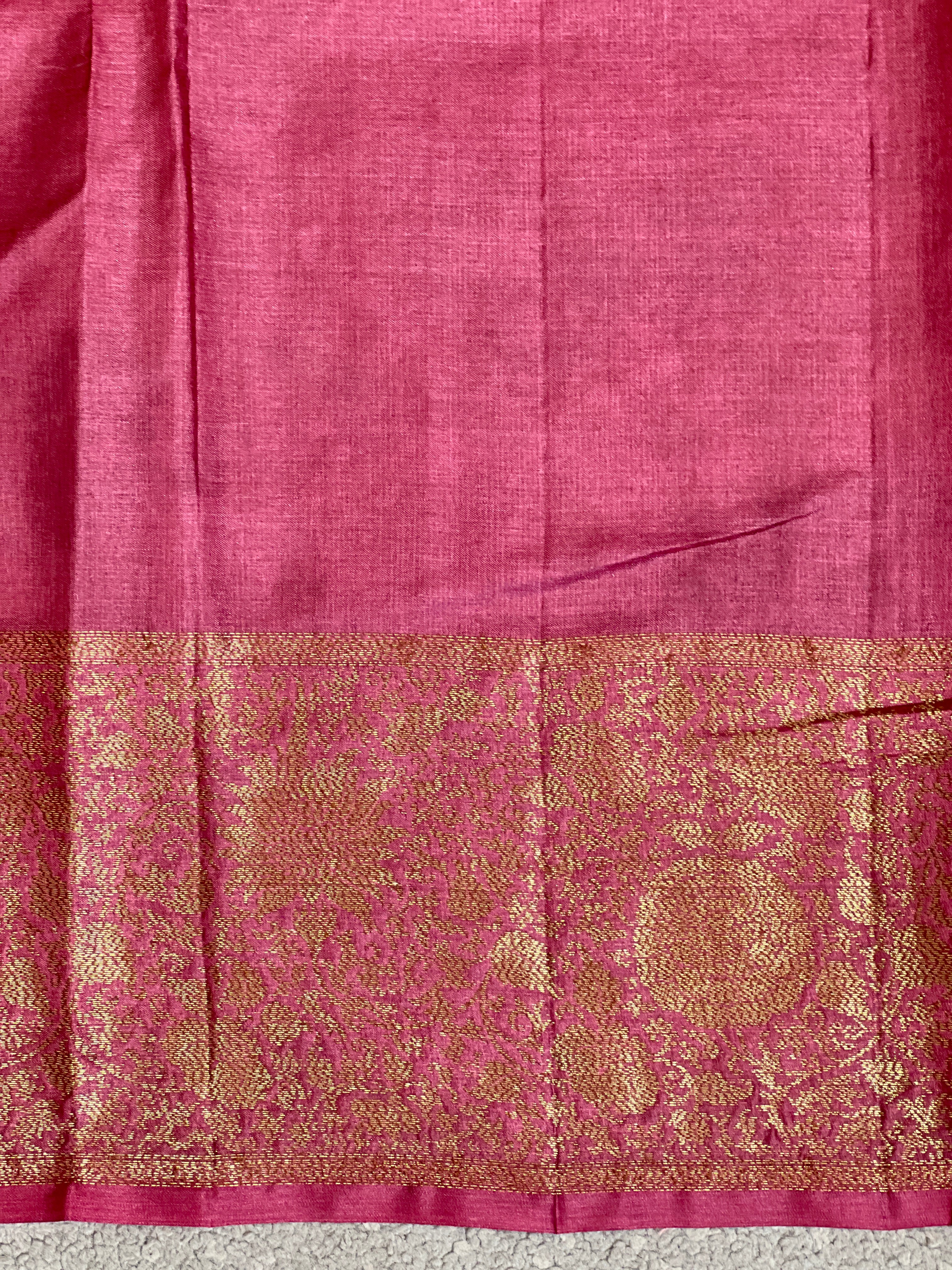 Banarasi Woven Buta Pattern Tussar Saree | GA107