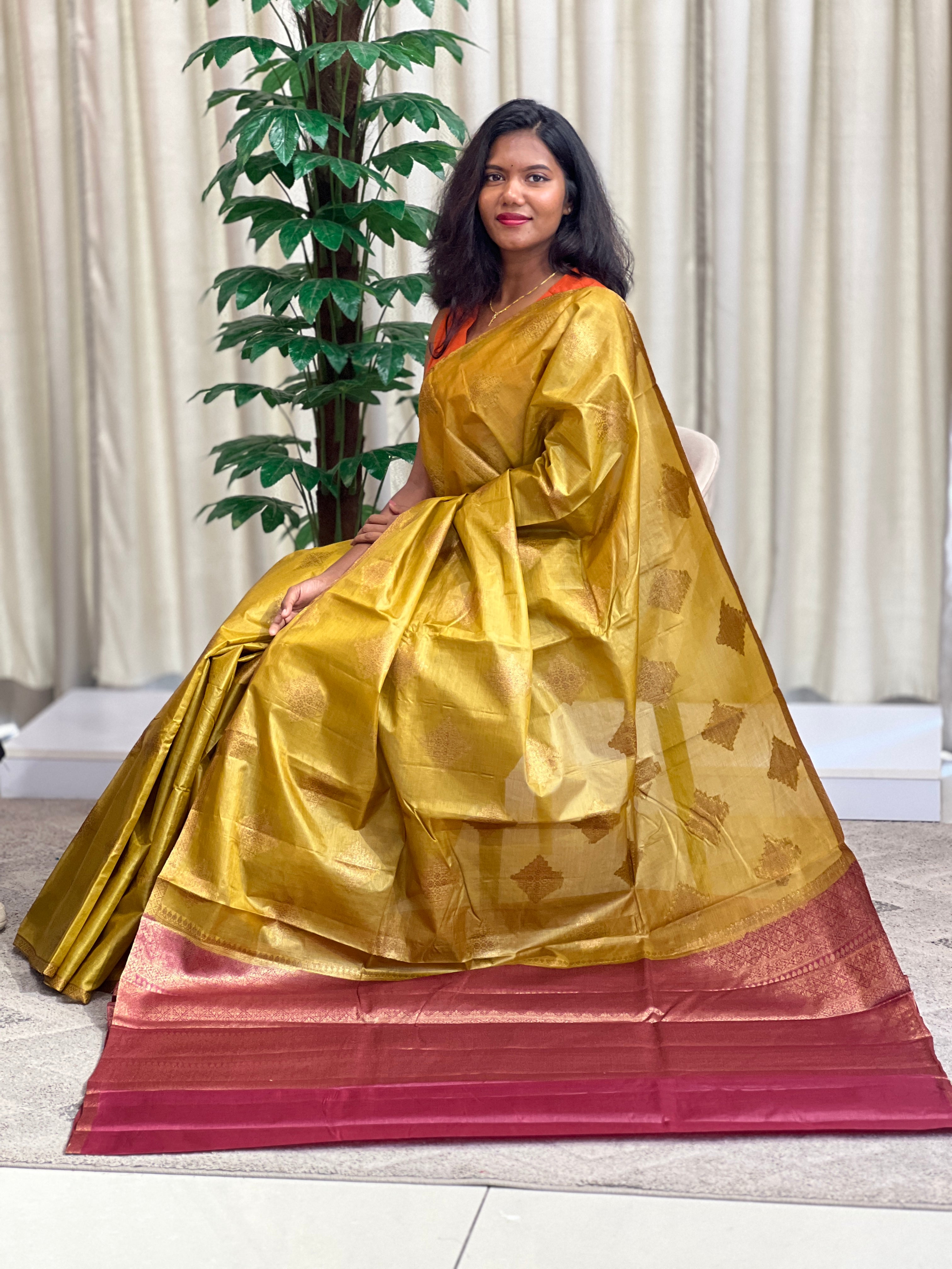 Buta Woven Pattern Tussar Saree | GA103