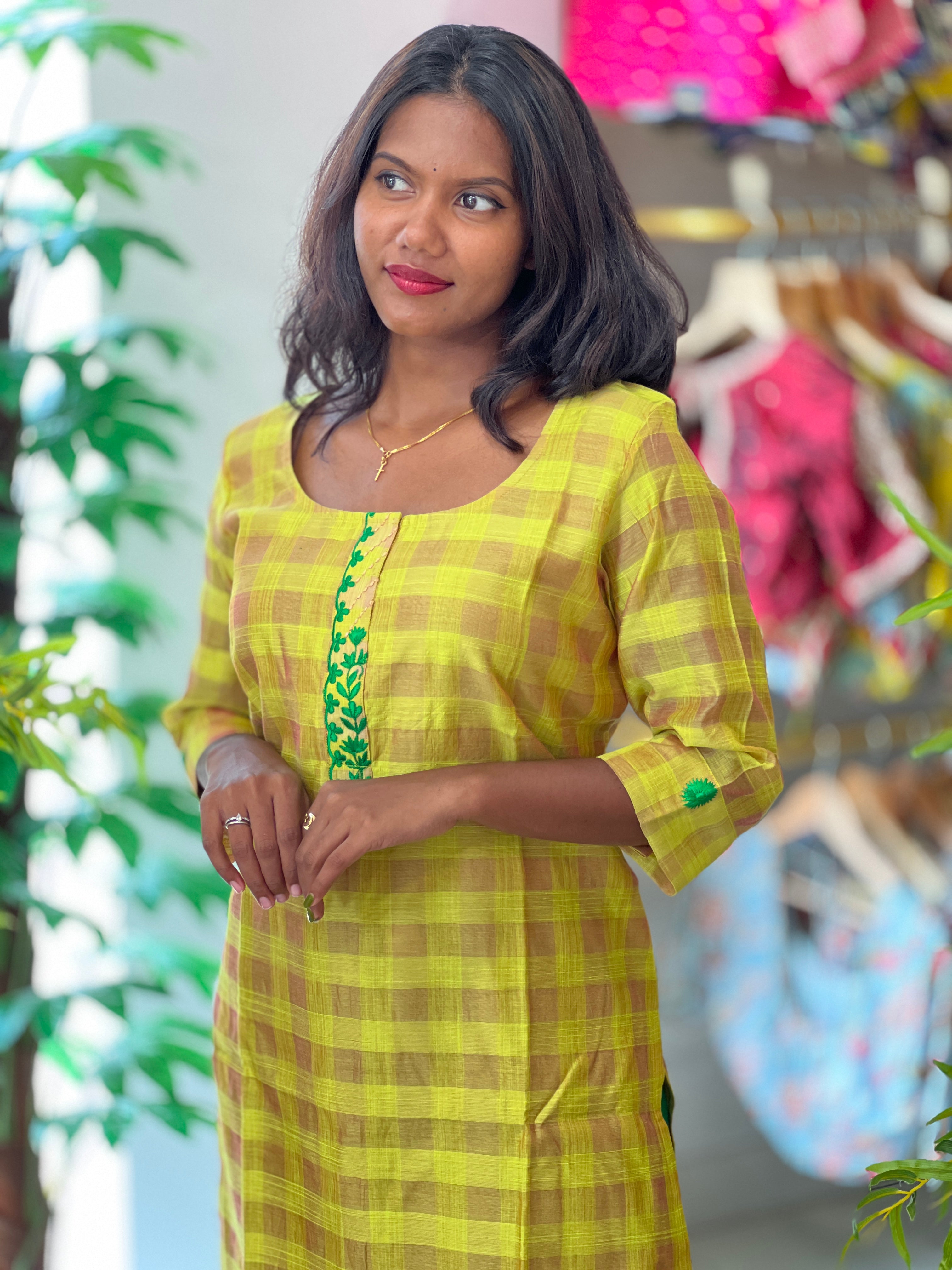 Check Pattern Chanderi Finish Kurta Set | IHP107