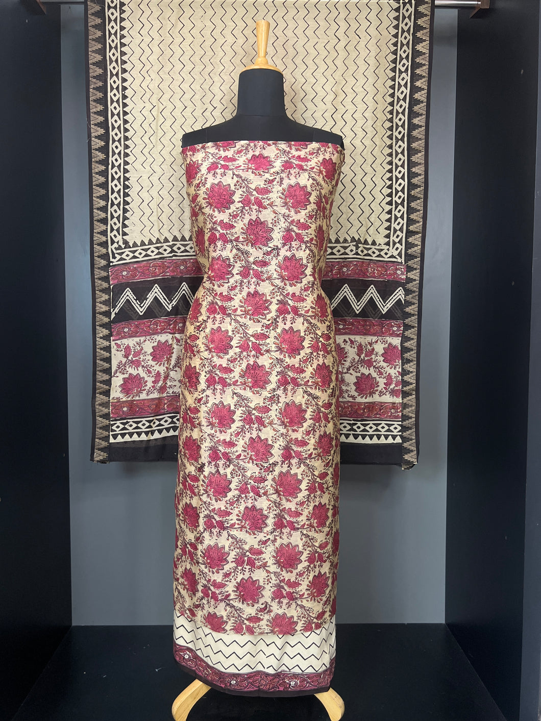 Floral Block Printed Chanderi Salwar Set | JKL514