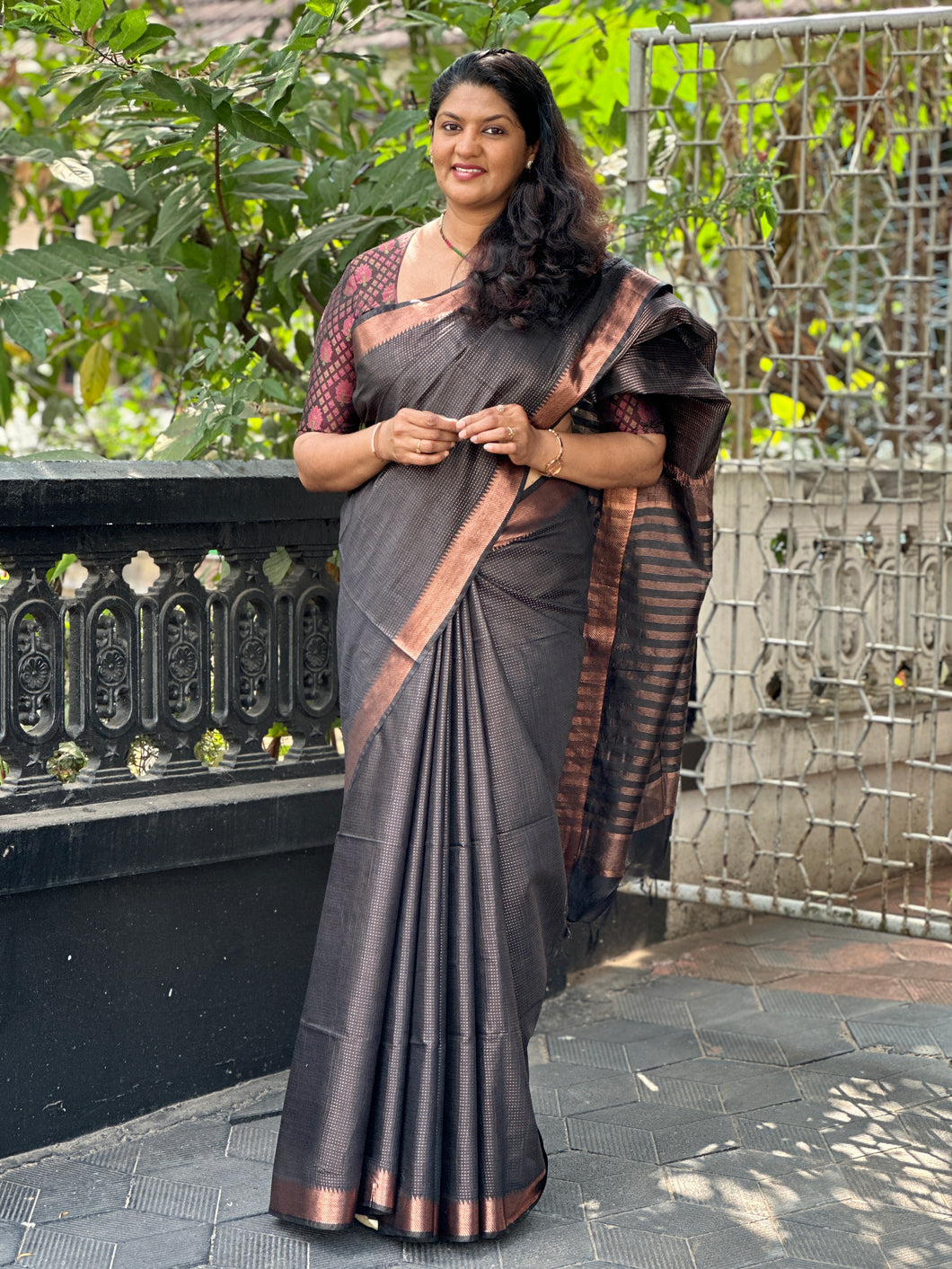 Kadiyal Woven Bhagalpuri Linen Saree | SK304