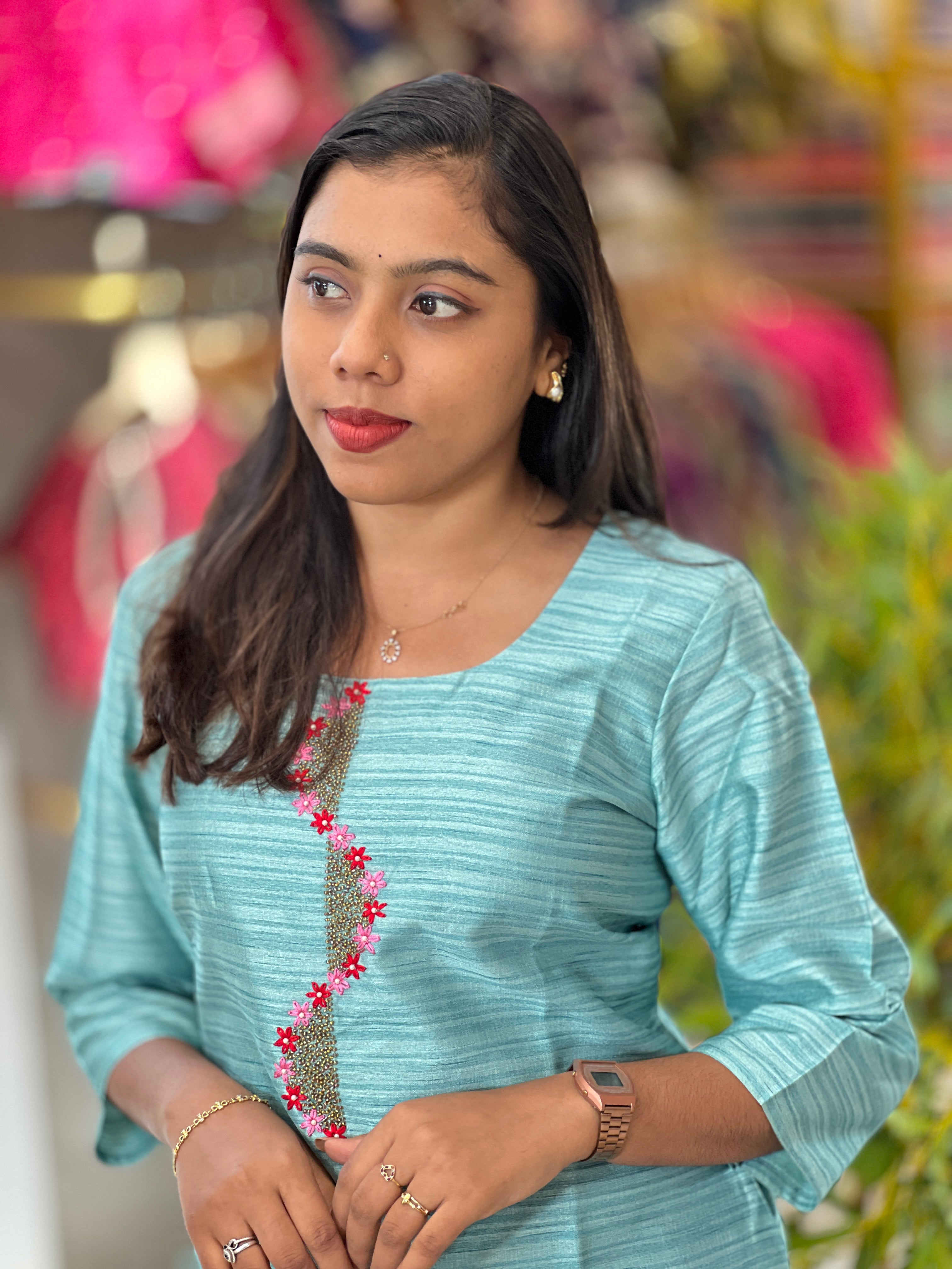 Floral Embroided work Detailed Raw Cotton Kurta |IHP166