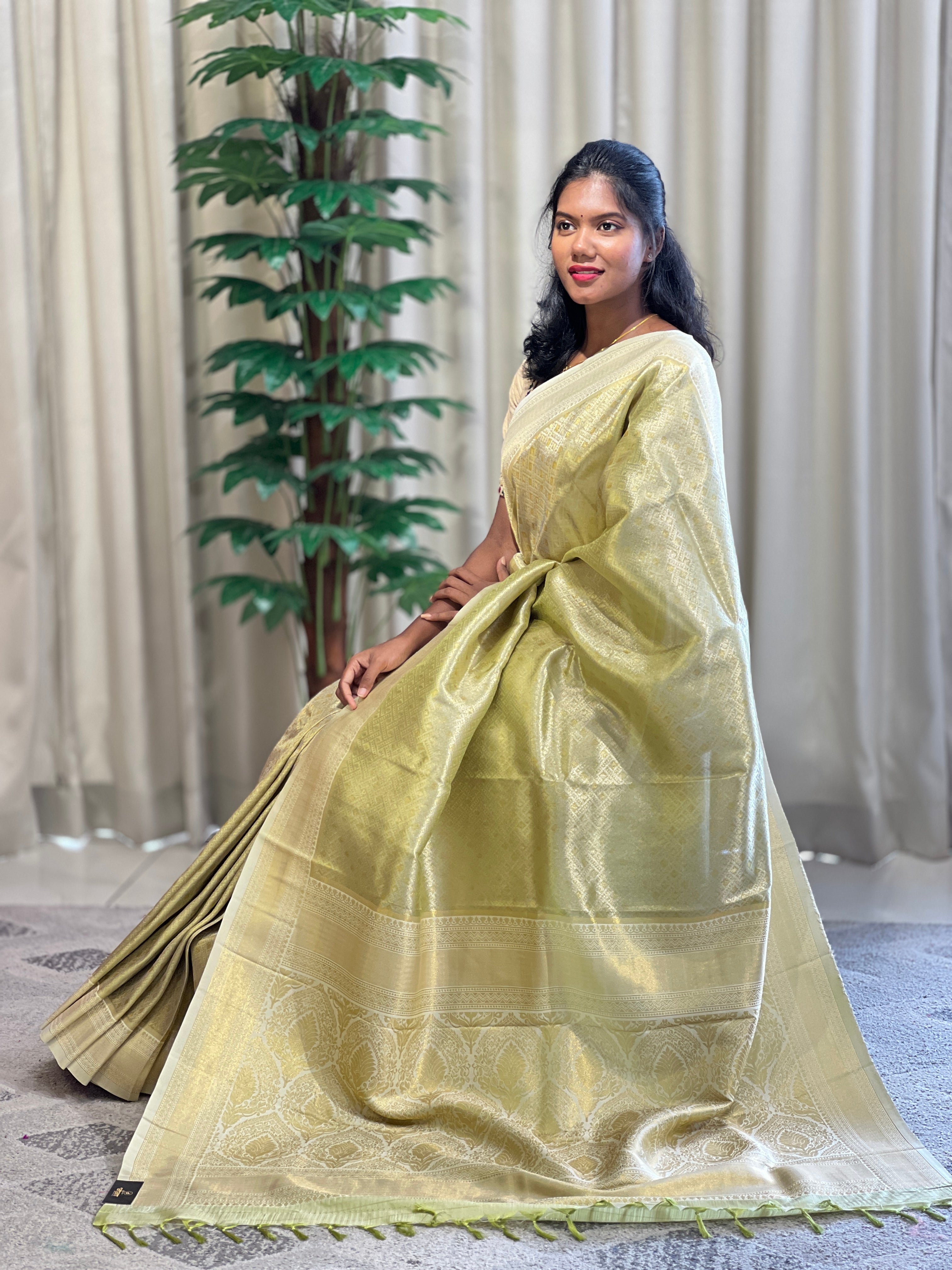 Traditional Zari Woven Brocade Patterned Semi Silk Saree | KAC169
