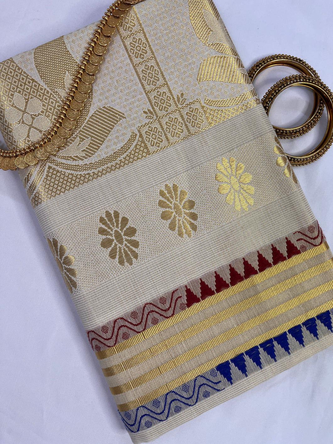 Zari Weaving Buta Pattern Kerala Cotton Saree | KL264
