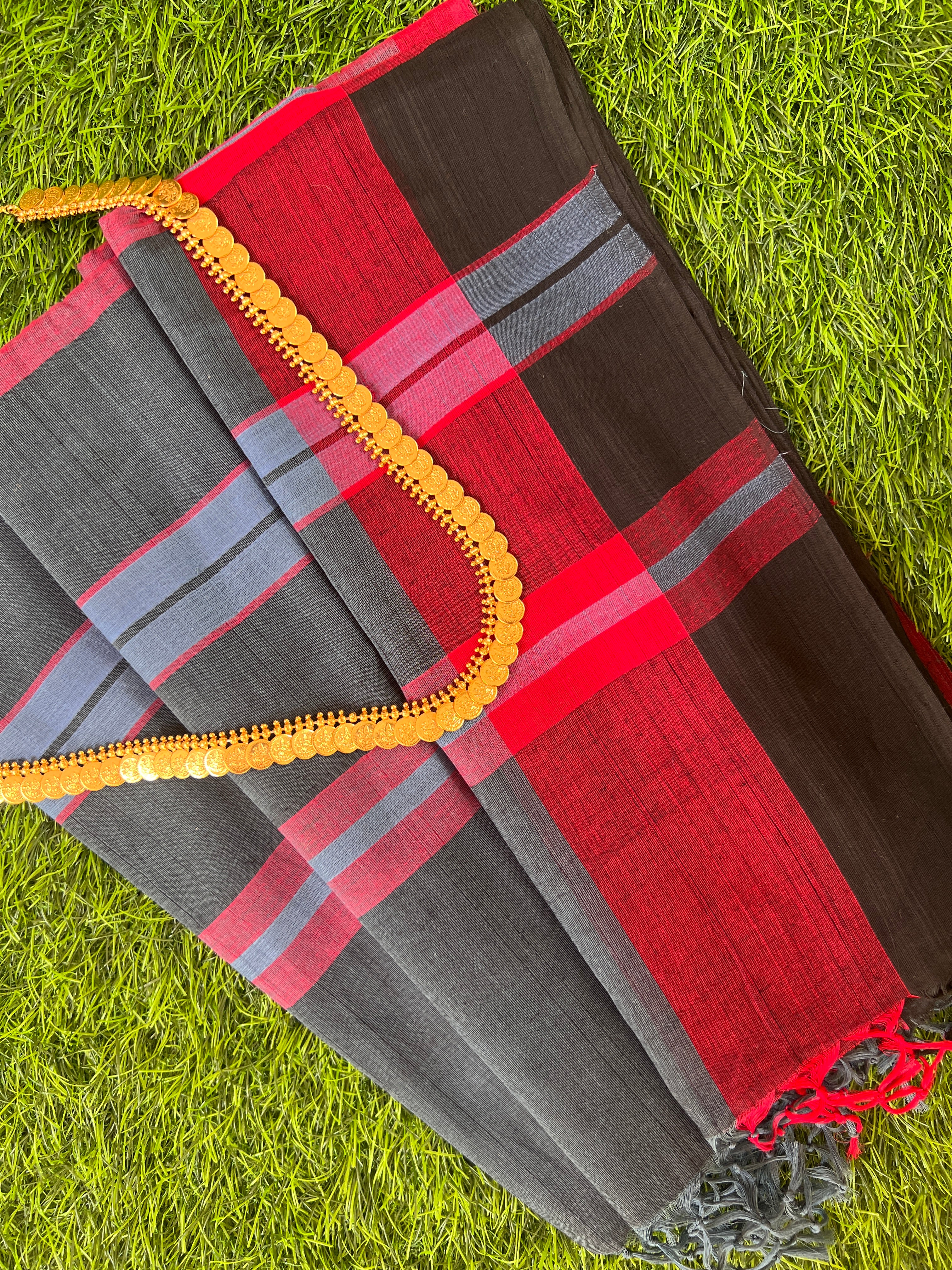 Line Weaving Pattern Cotton Balaramapuram Saree | KL309