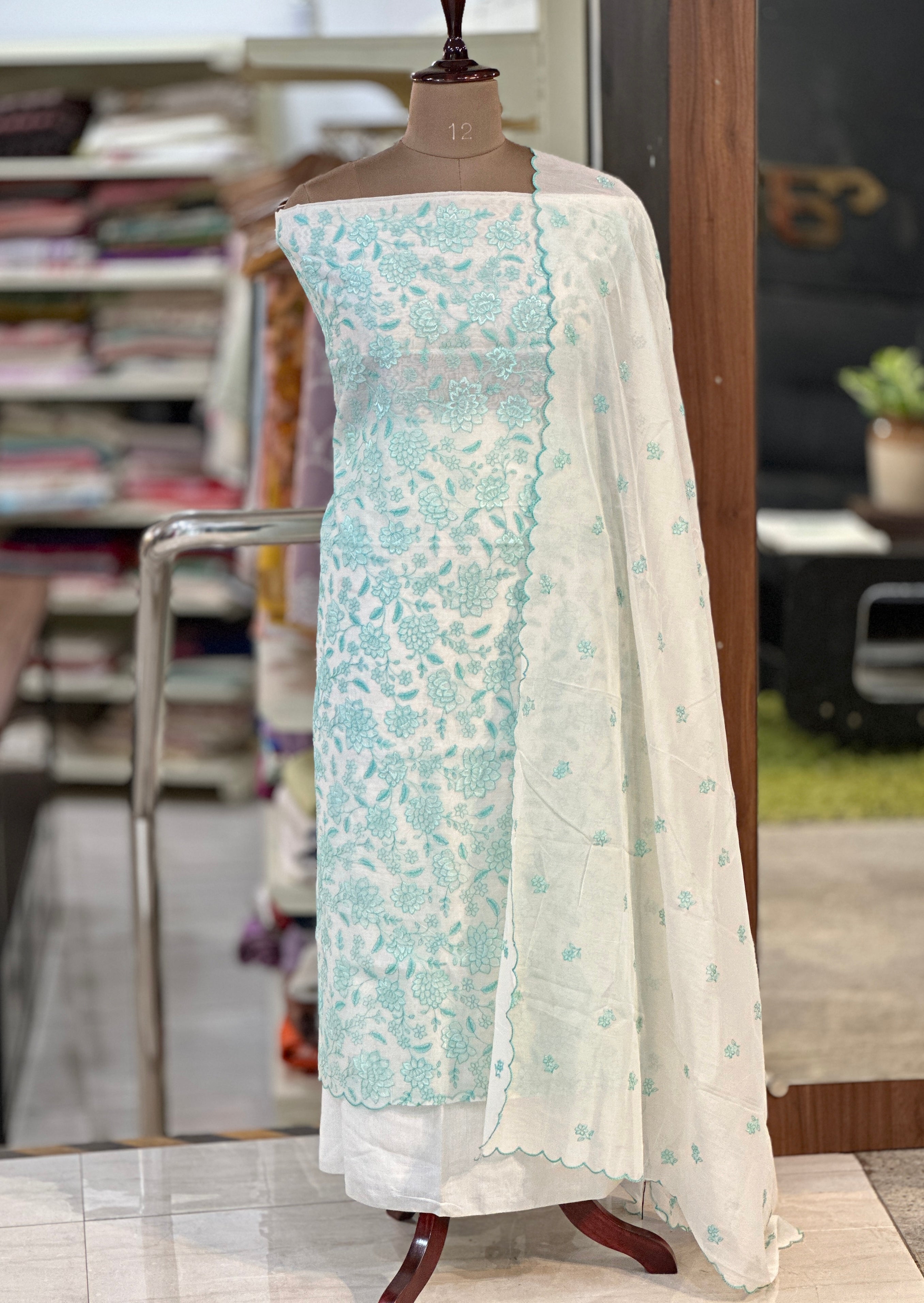 Floral Embroidered Mul Chanderi Salwar Set | MM252