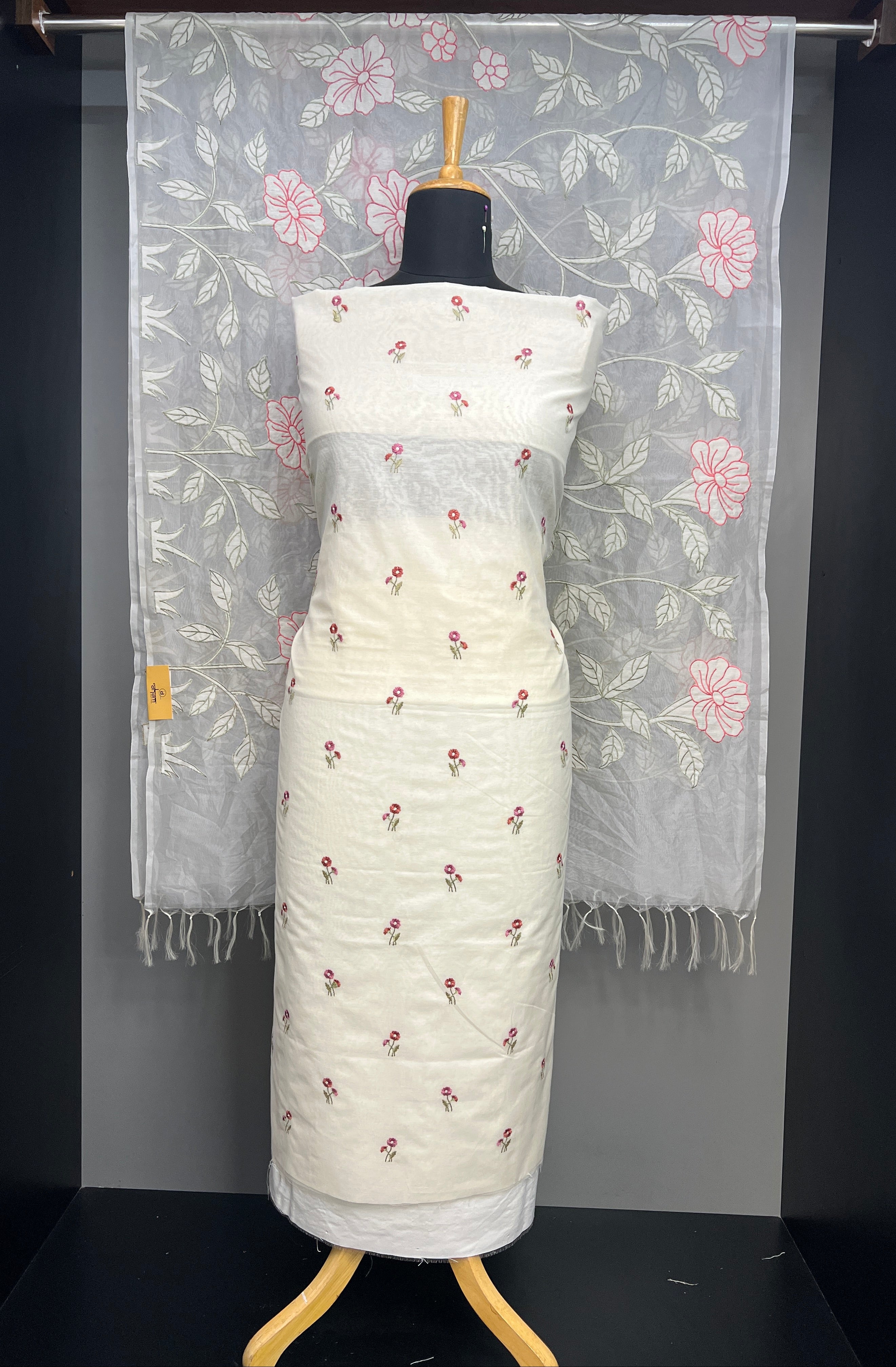 Floral Embroidery Detailed Chanderi Salwar Set | MM279