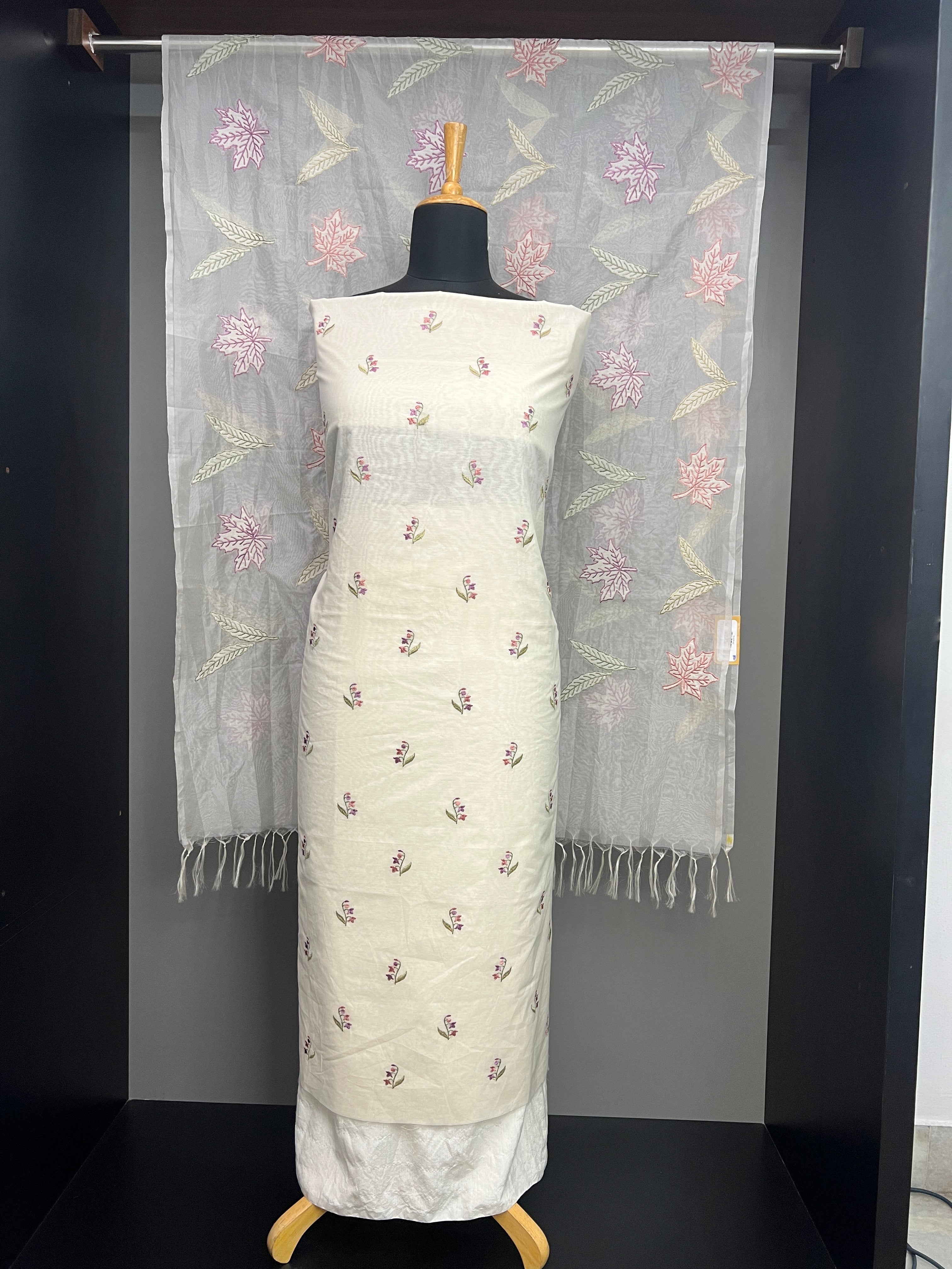 Floral Embroidery Detailed Chanderi Salwar Set | MM280