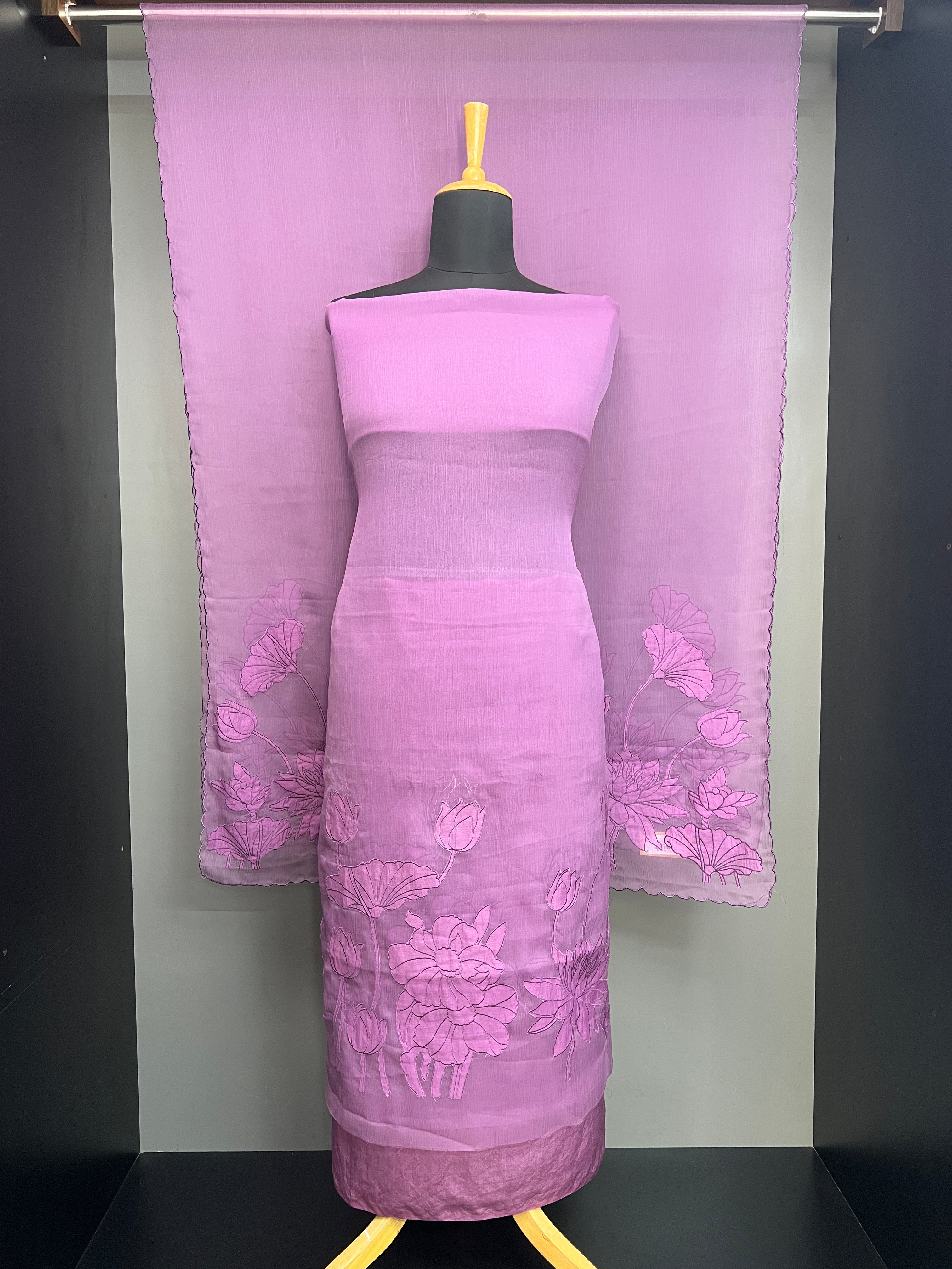 Floral Applique Detailed Crushed Organza Salwar Set | MM300