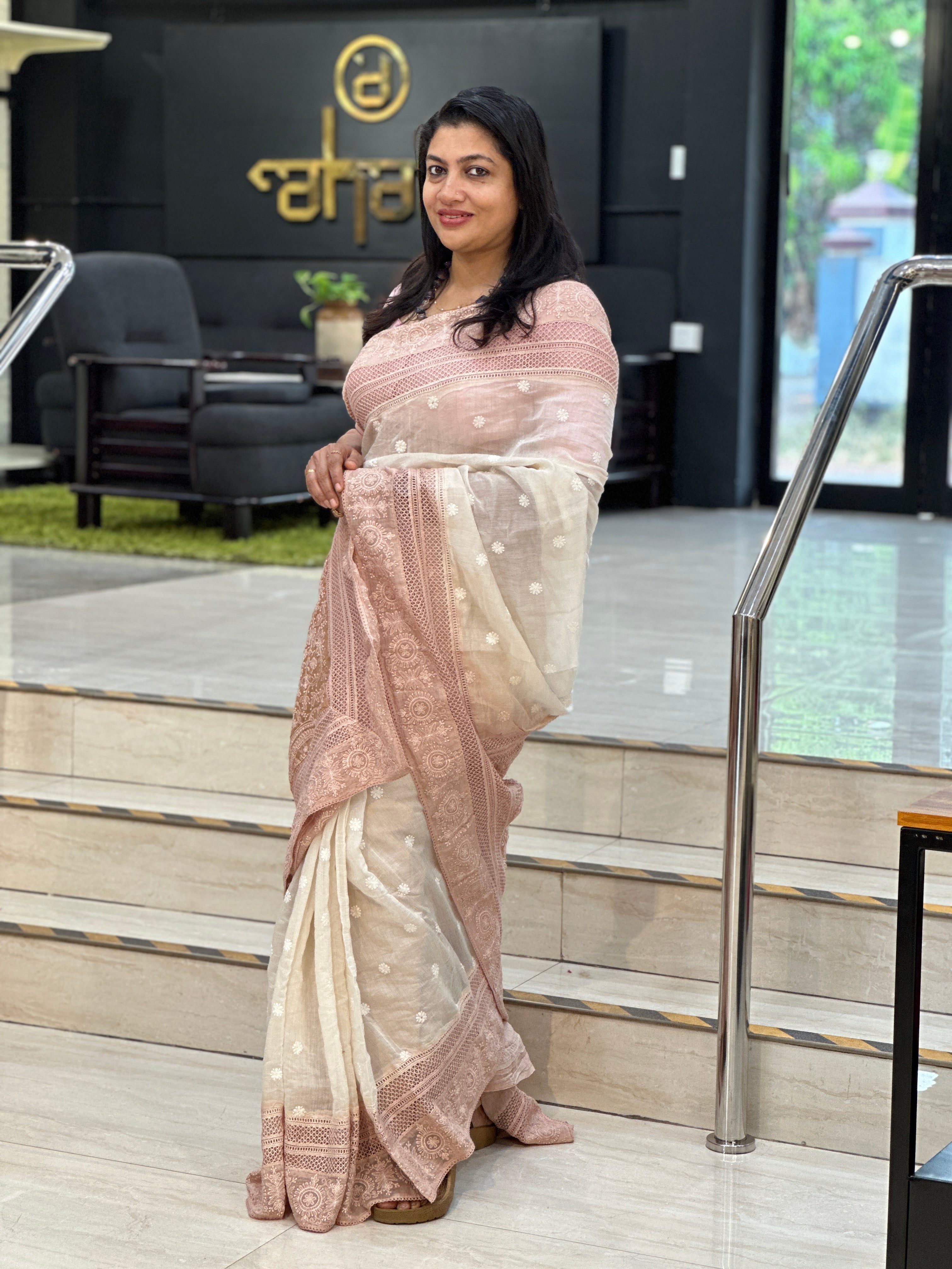 Lucknowi Inspired Embroidery Detailed Mul Chanderi Saree | MM437