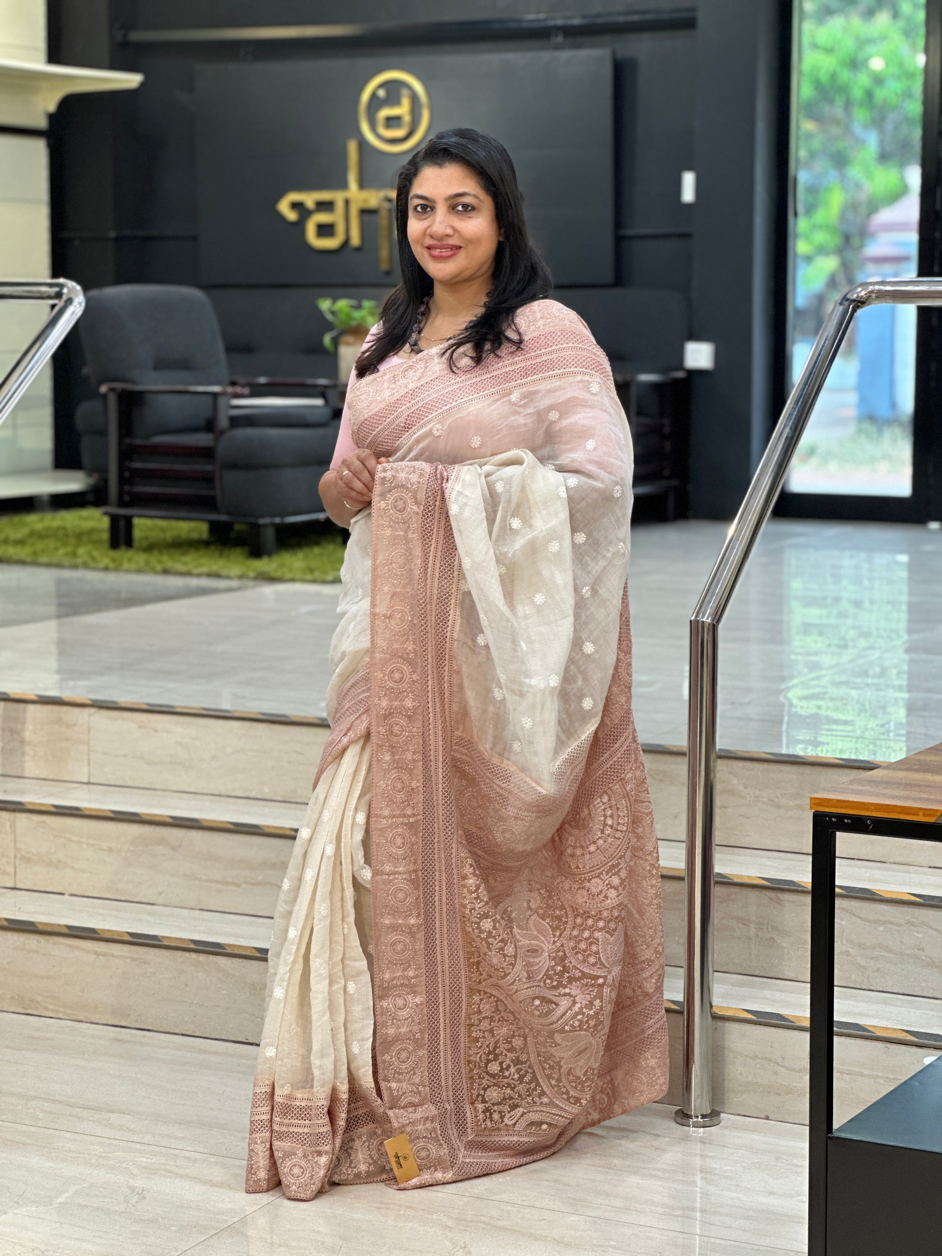 Lucknowi Inspired Embroidery Detailed Mul Chanderi Saree | MM437