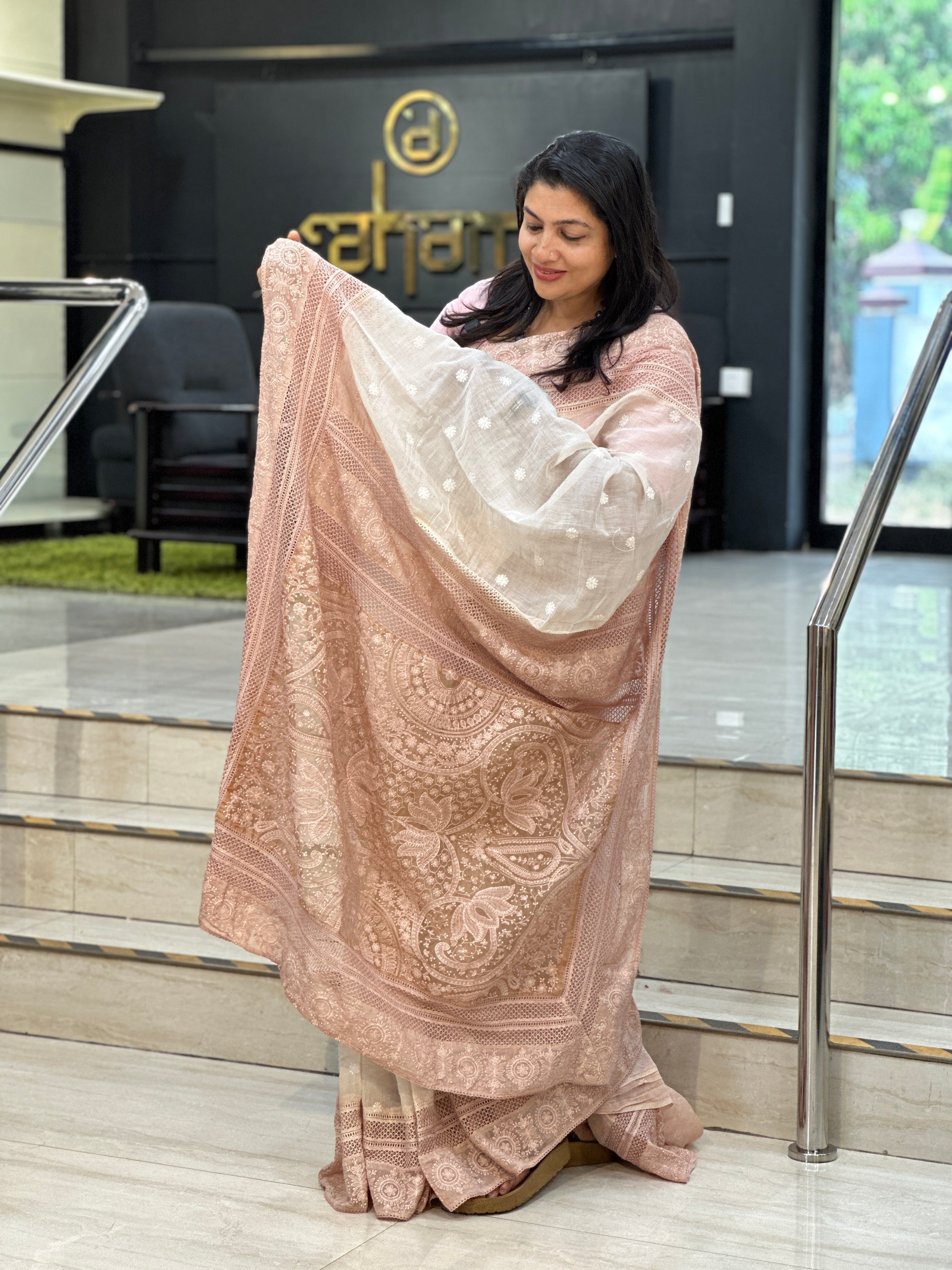 Lucknowi Inspired Embroidery Detailed Mul Chanderi Saree | MM437