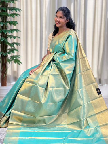 Traditional Zari Buta Weaved Banarasi Silk Saree | PMC112